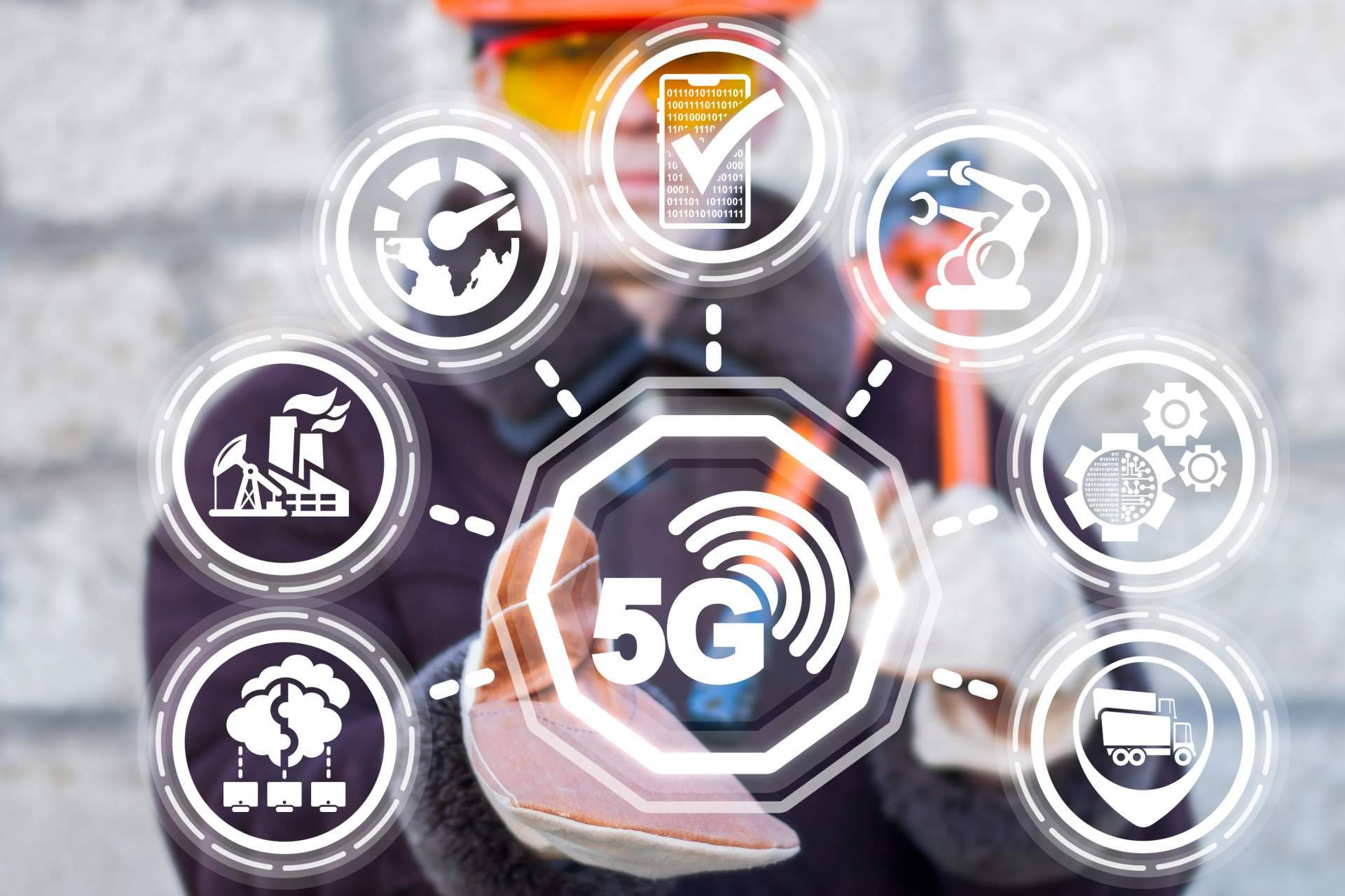 Obtener asistencia técnica para la amplificación de señal móvil 4 G y 5 G con Antenistas Valencia