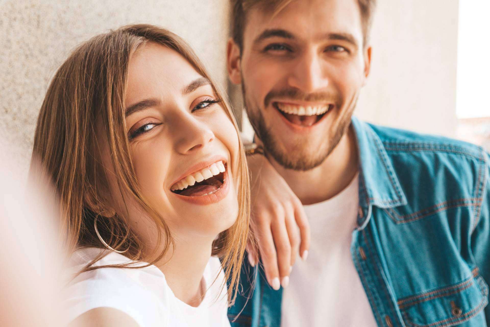 Las restauraciones estéticas a través de carillas de composite que realiza Corrales Dental