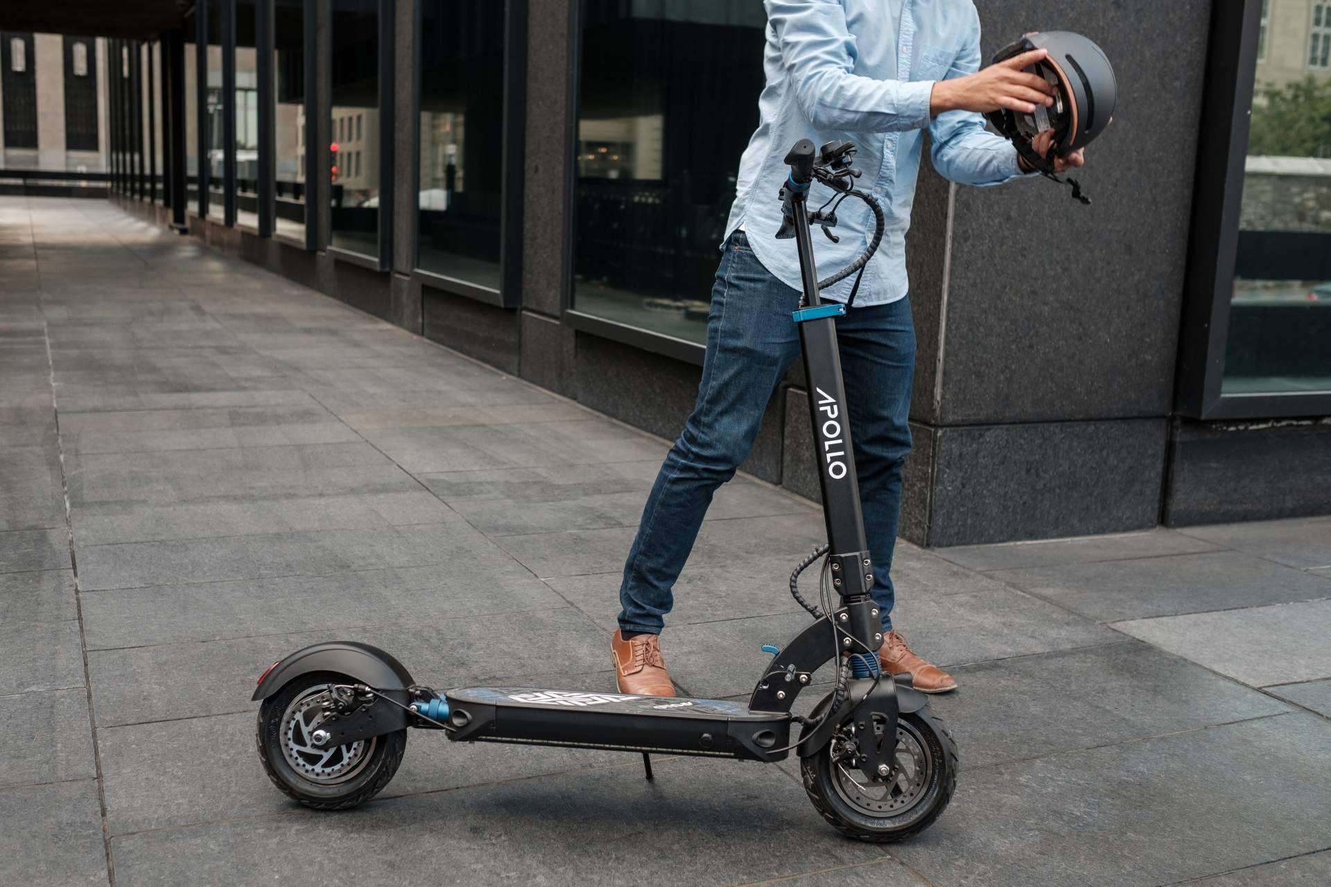La nueva marca de patinetes eléctricos Apollo llega a España, de la mano de Urbing