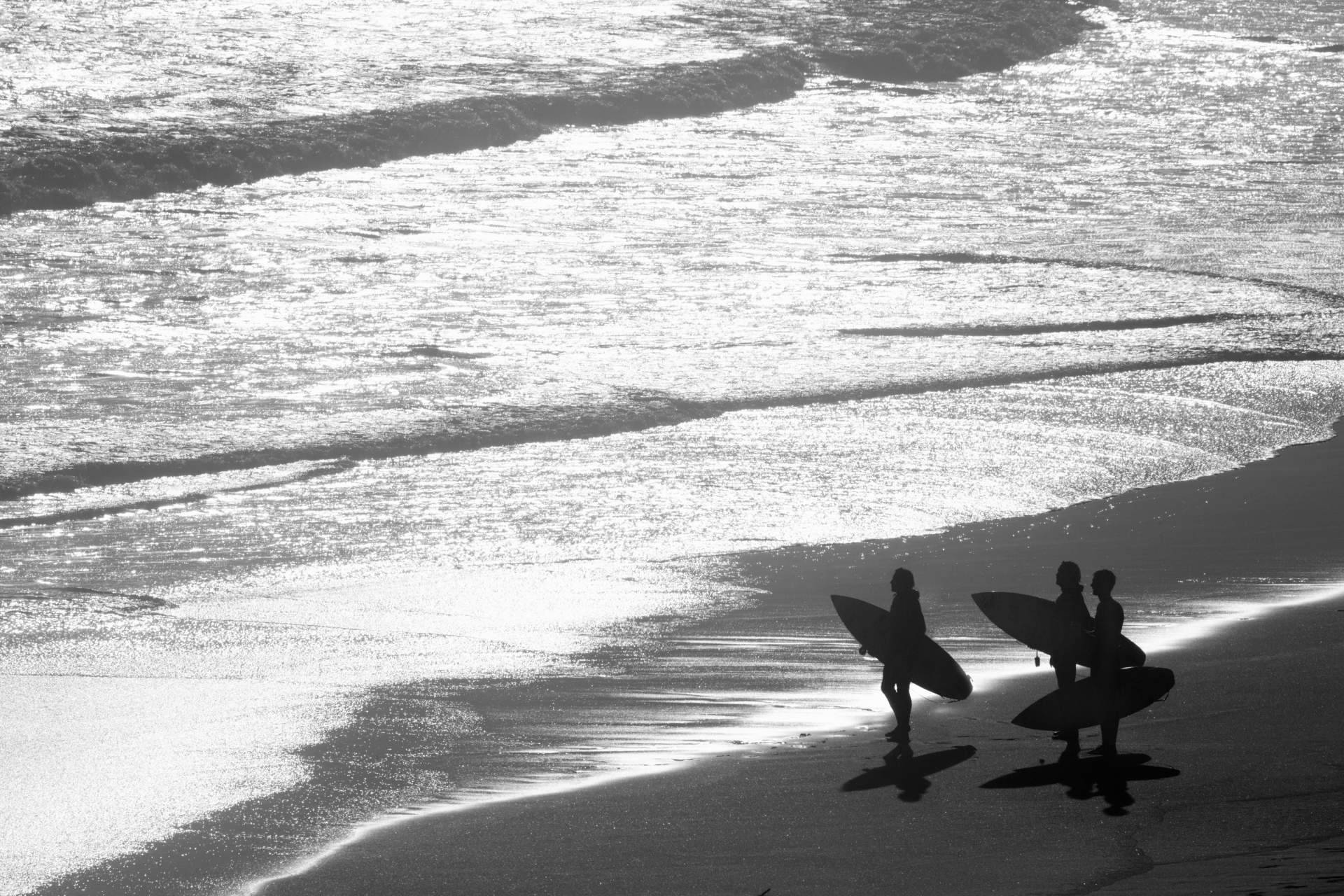 ¿Qué hay que tener en cuenta para escoger el traje de surf perfecto?, por la tienda especializada Watsay