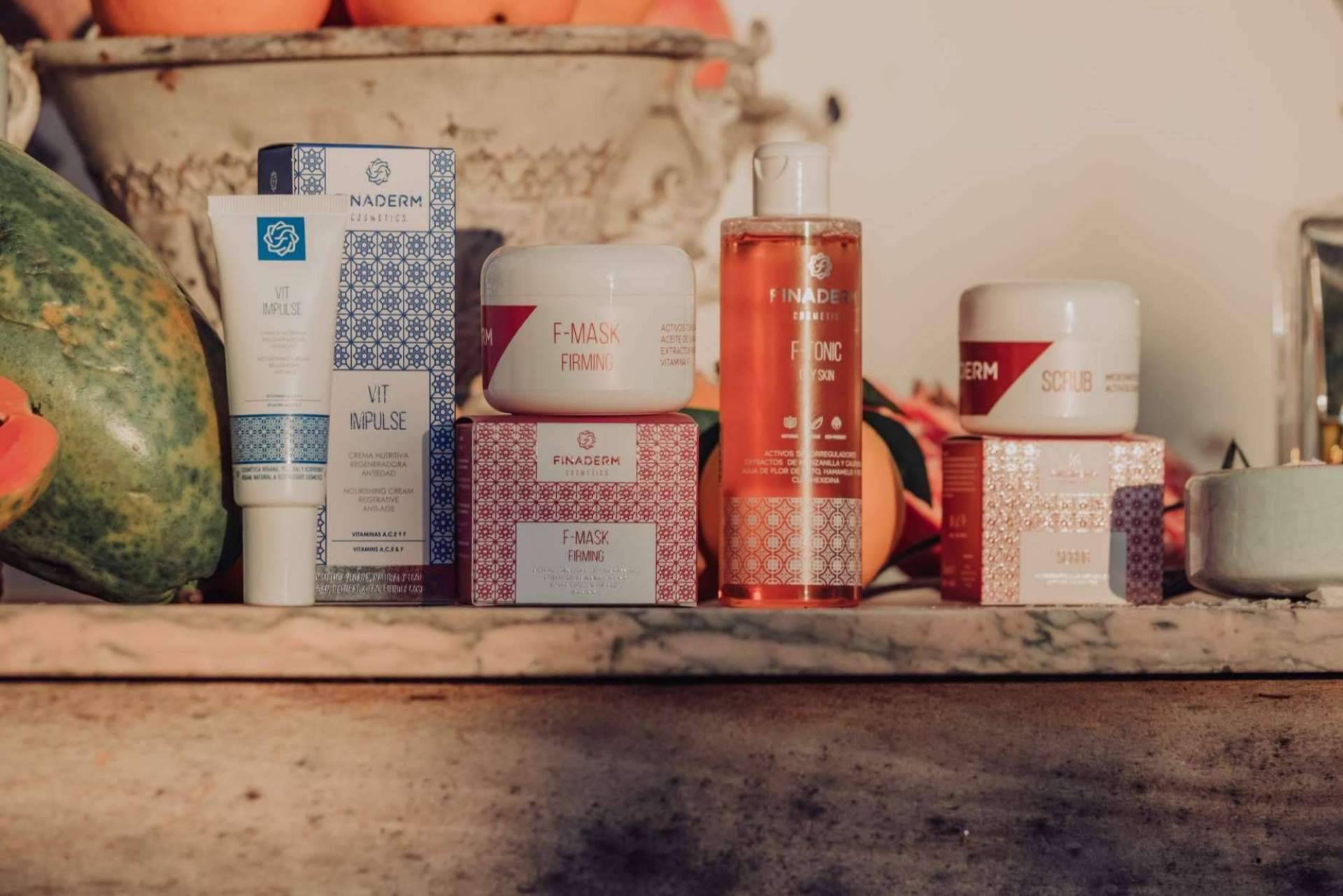 Crema para la piel para preparar el cutis de cara al verano, por Finaderm