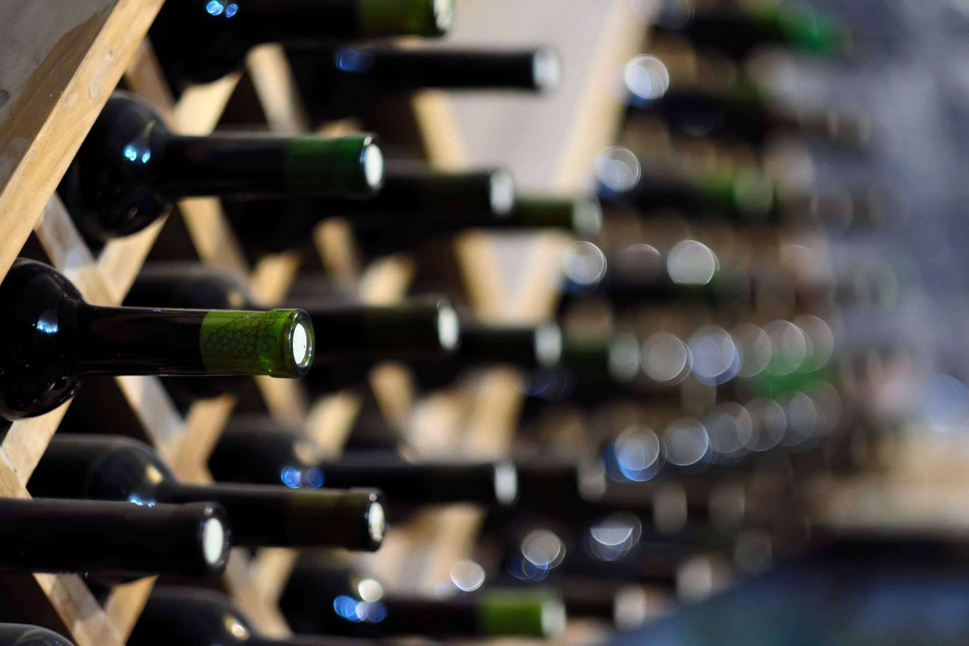 BancoDatos ofrece datos y emails de bodegas de vino en España