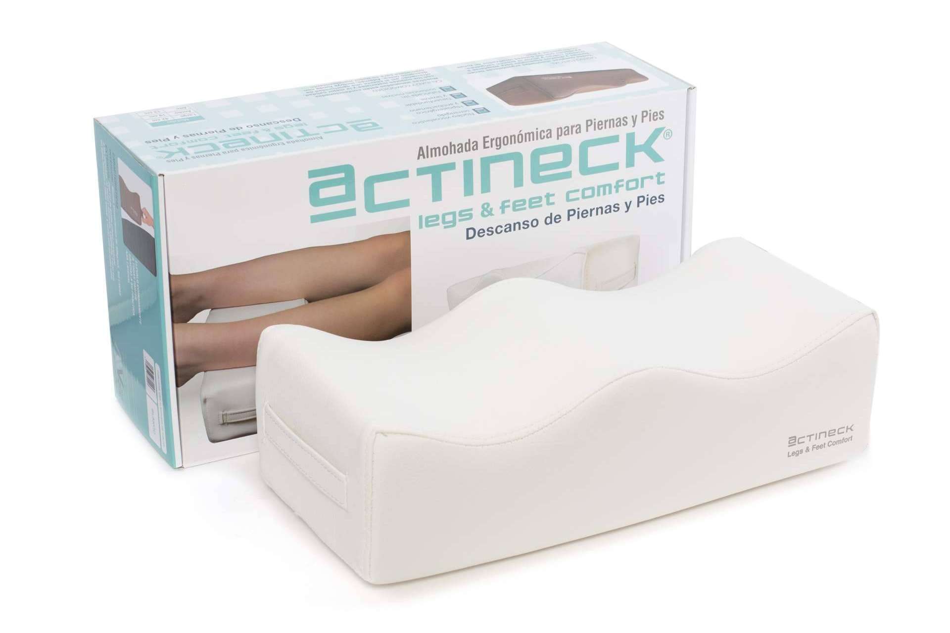 Los beneficios que aporta usar una almohada elevadora de piernas