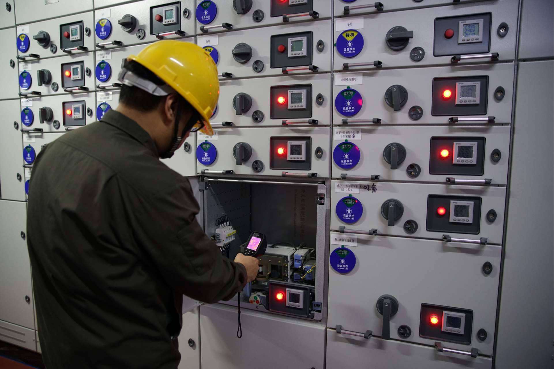 Guijarro Hermanos distribuye artículos de marcas internacionales en lo que respecta a eficiencia energética y domótica