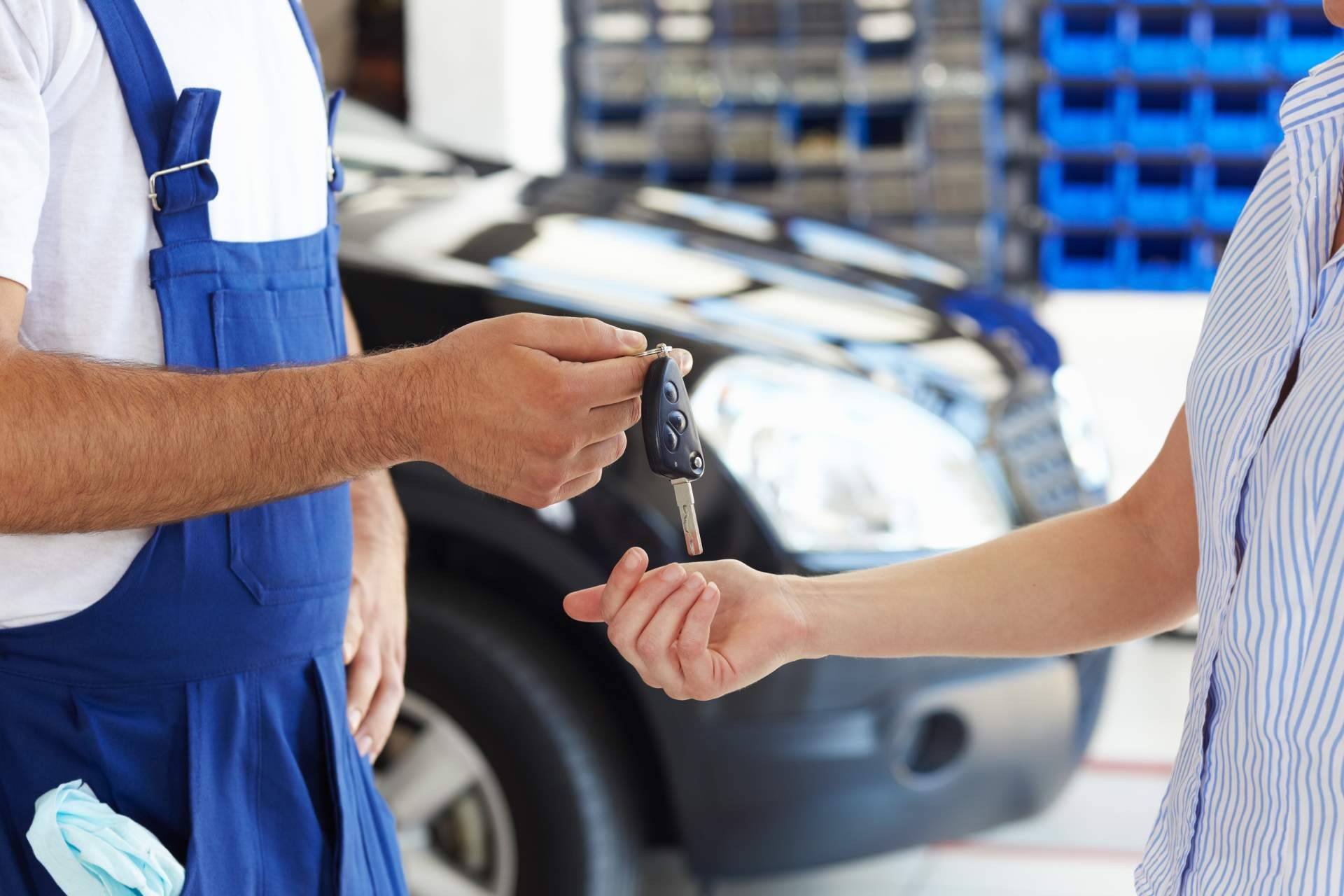 Reparaciones y copias de las llaves del coche, en el taller de EGINER