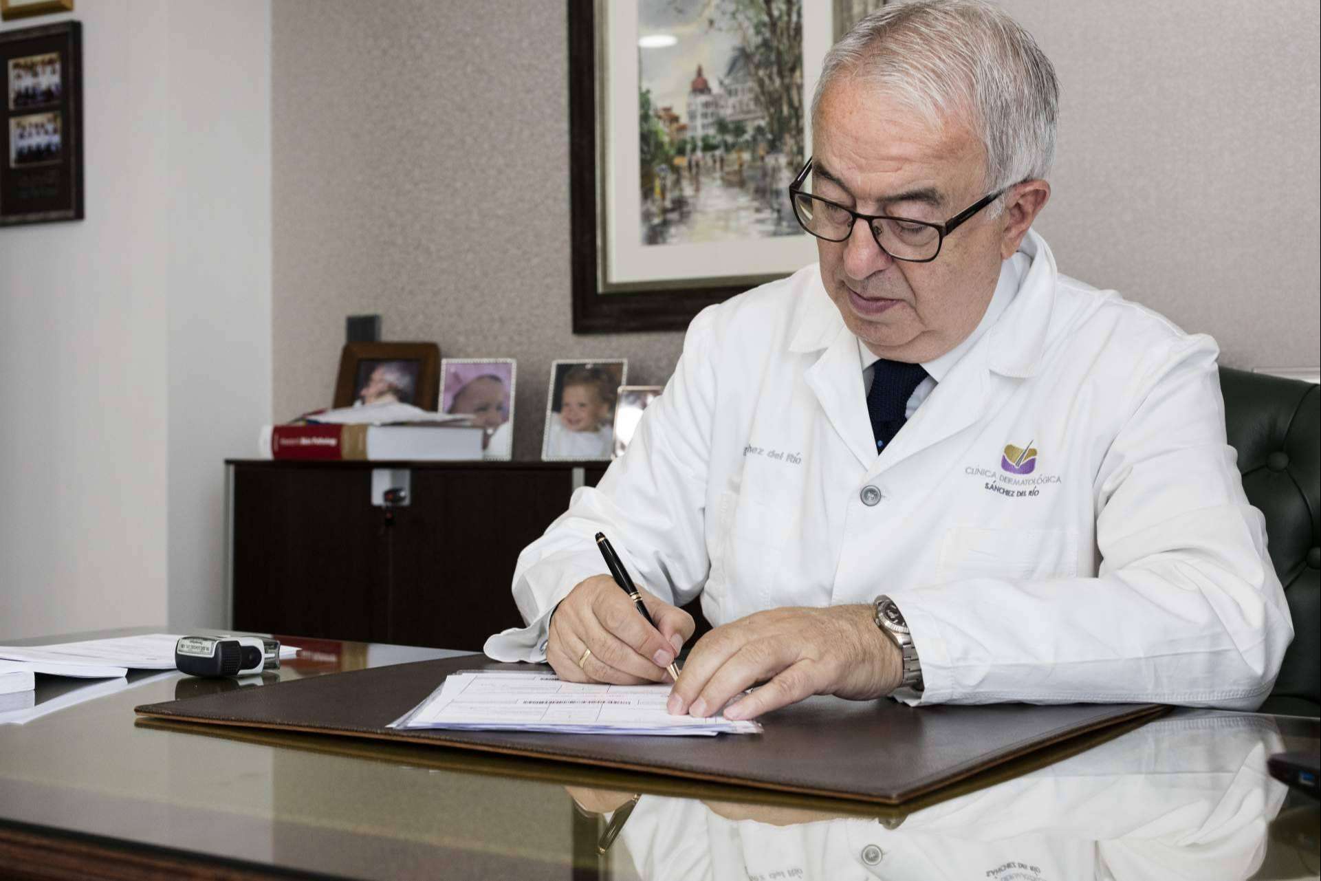 La trayectoria del Dr. José Sánchez del Río, una gran personalidad de la dermatología