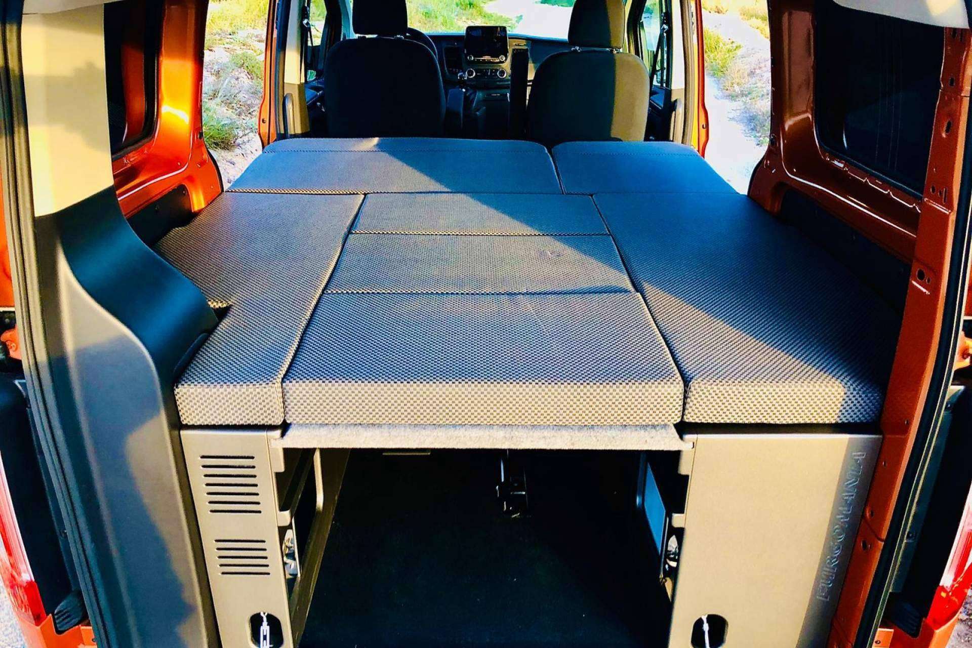 Los muebles para furgonetas camper de Furgomania