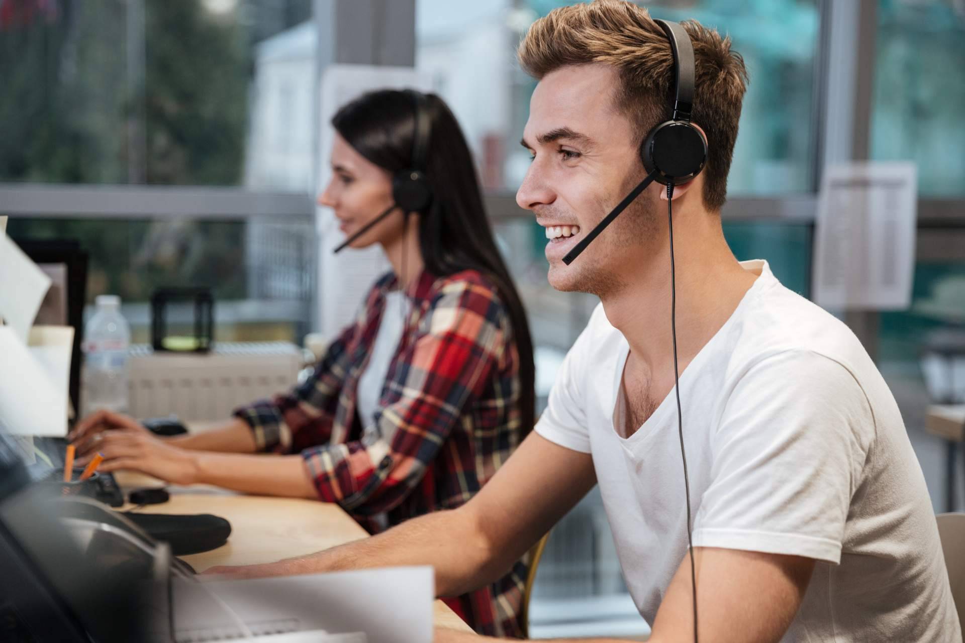 Ventajas de contar con un call center en las empresas, según Voiper