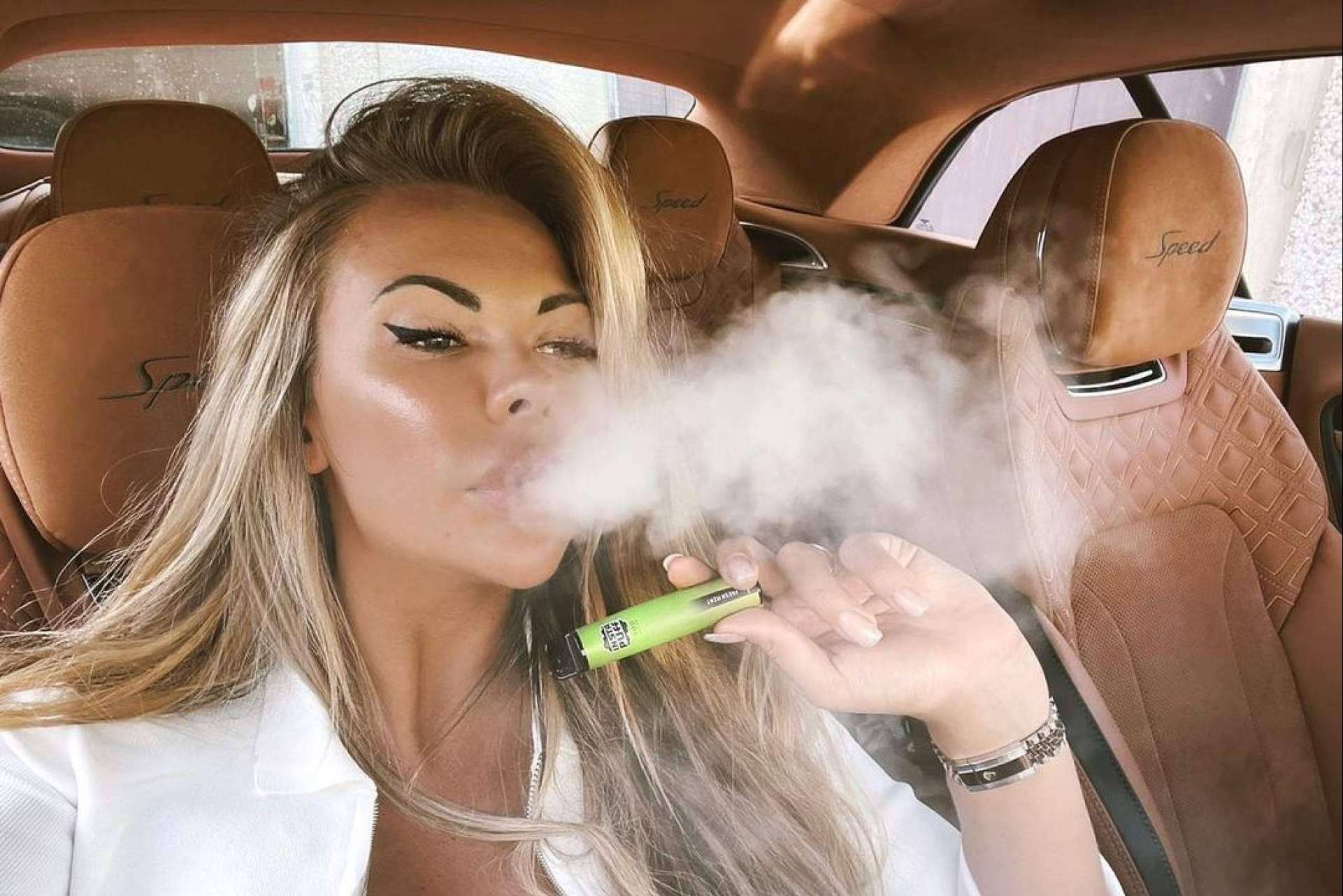 Aroma King dispone de vaper de sabores con led