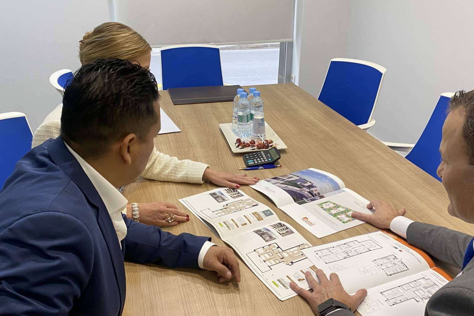 Grupo Best es una franquicia con formación universitaria