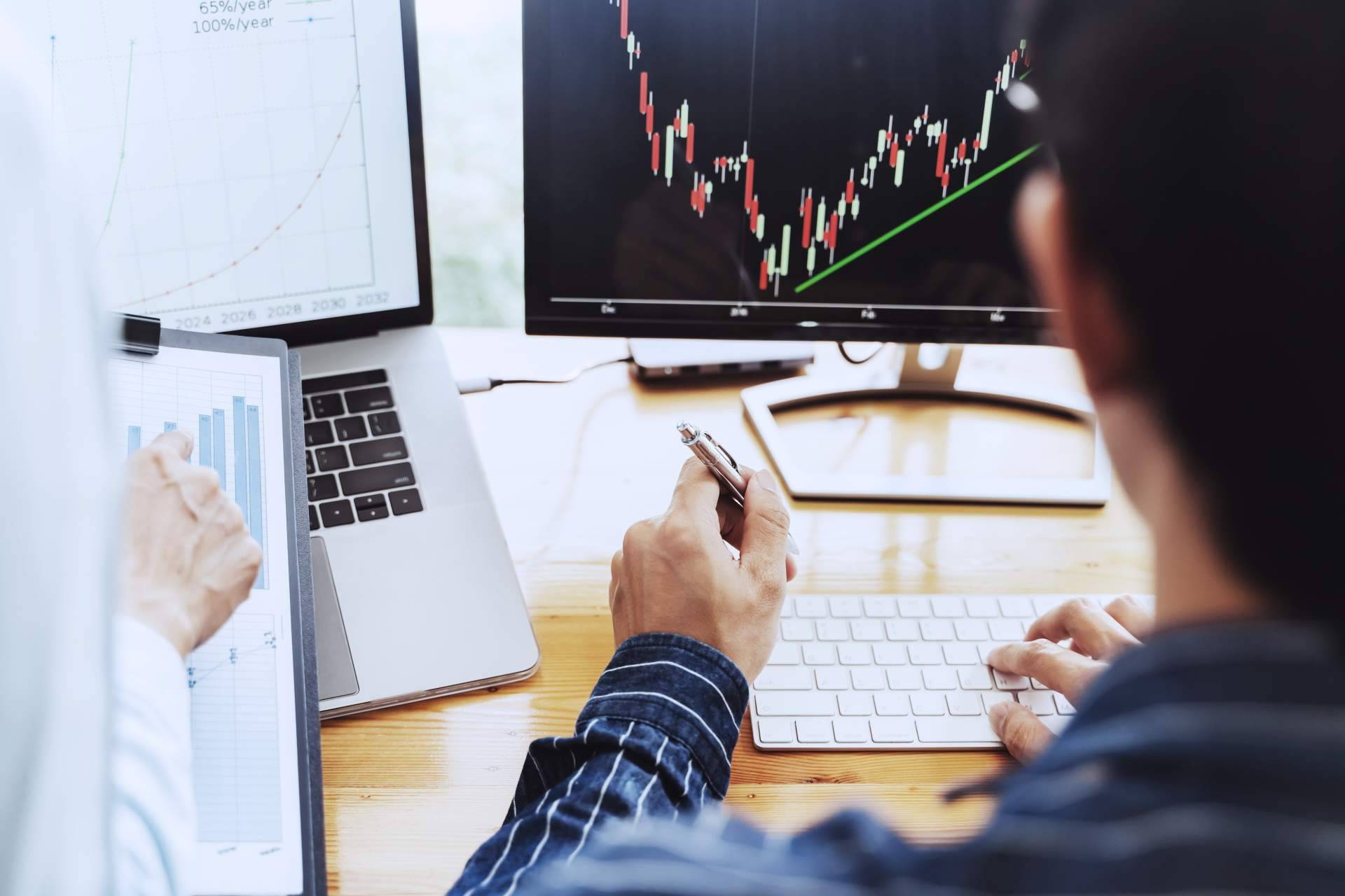 La importancia de digitalizar empresas con páginas web corporativas