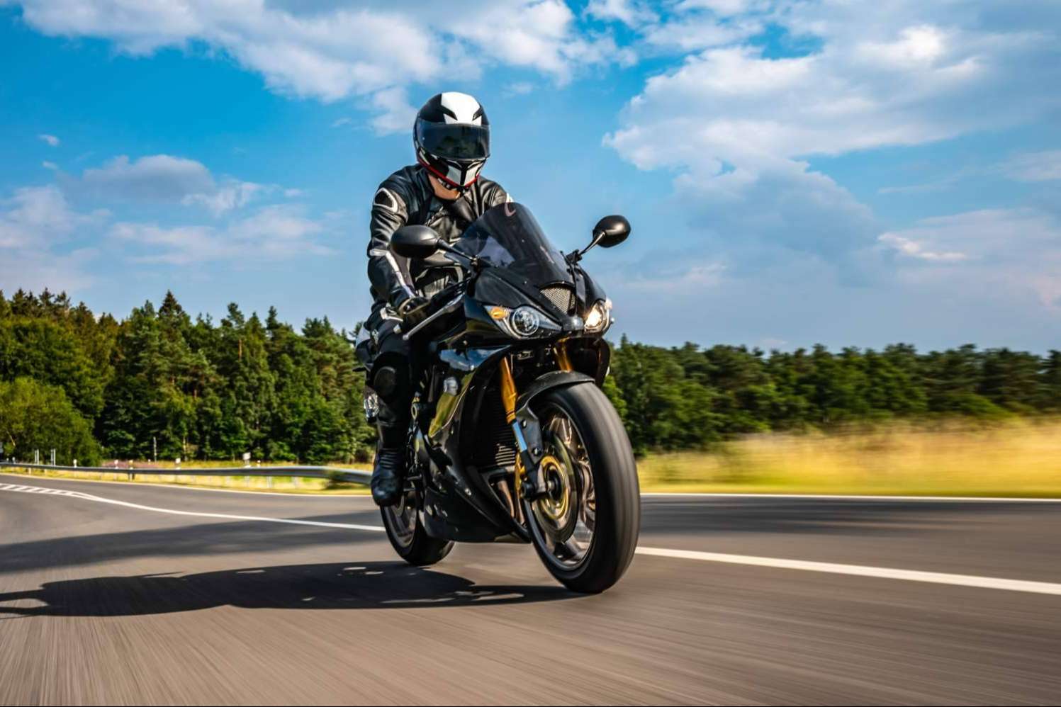 El auge de la moto eléctrica naked, por Emotobike