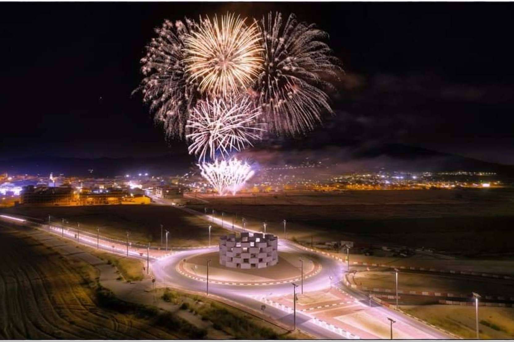 ¿Cómo garantizar la iluminación en días nublados y de baja radiación? Ekiona Iluminación Solar