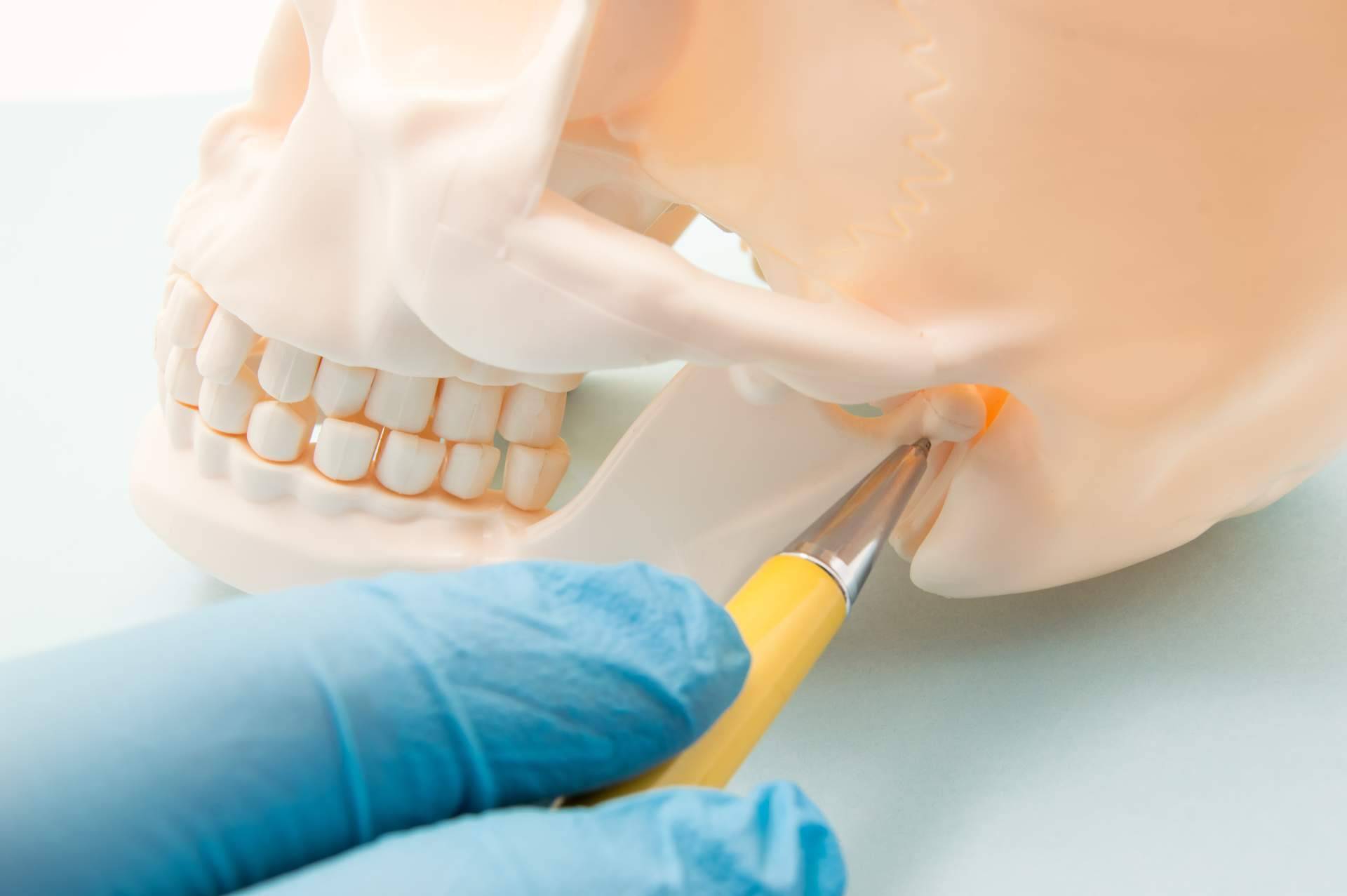 Los expertos en cirugía ortognática de la Clínica Calvo de Mora mejoran la estética de la sonrisa de sus pacientes