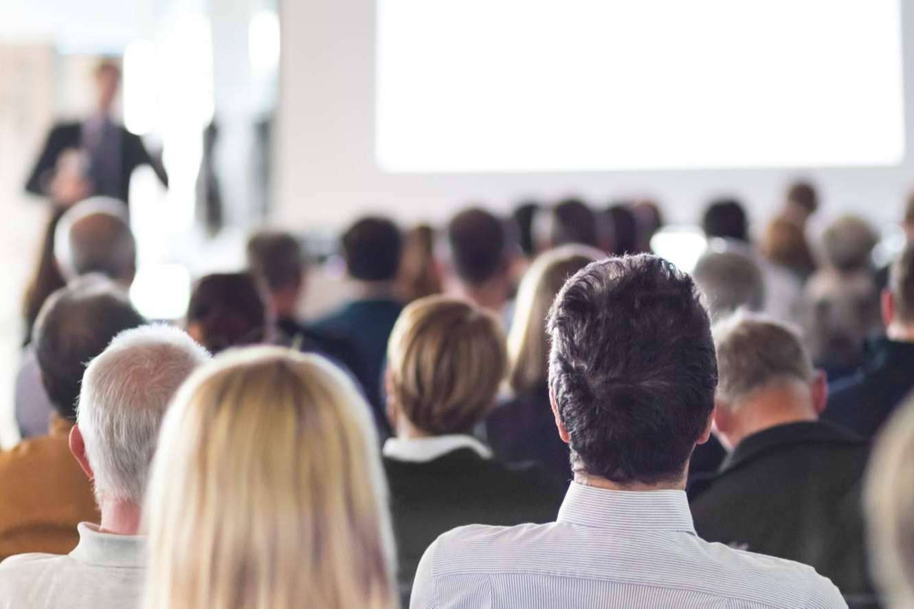 Importancia de contar con un proveedor integral para conferencias y eventos de empresa