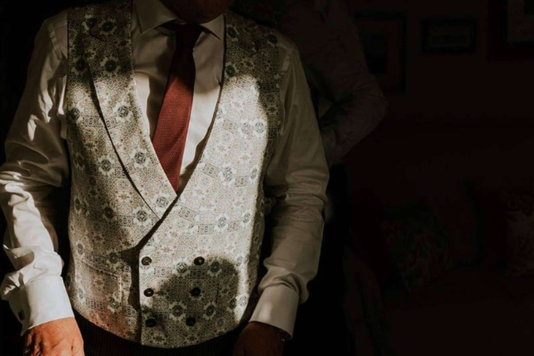 Seleccionar el chaleco para una boda con los cuatro trucos de PUGIL