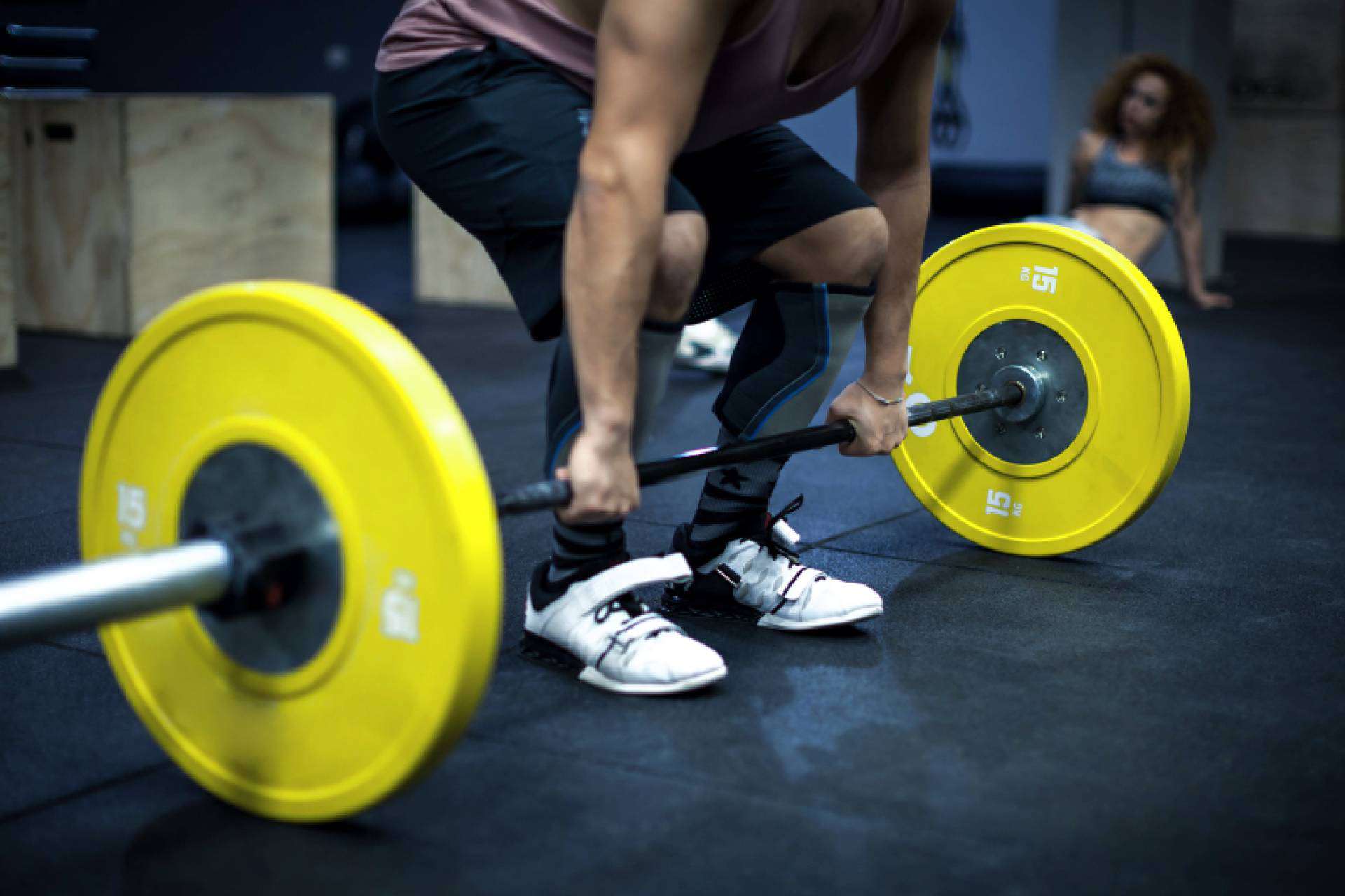 El potenciador de energía bueno para la salud y el rendimiento masculino es el guaraná