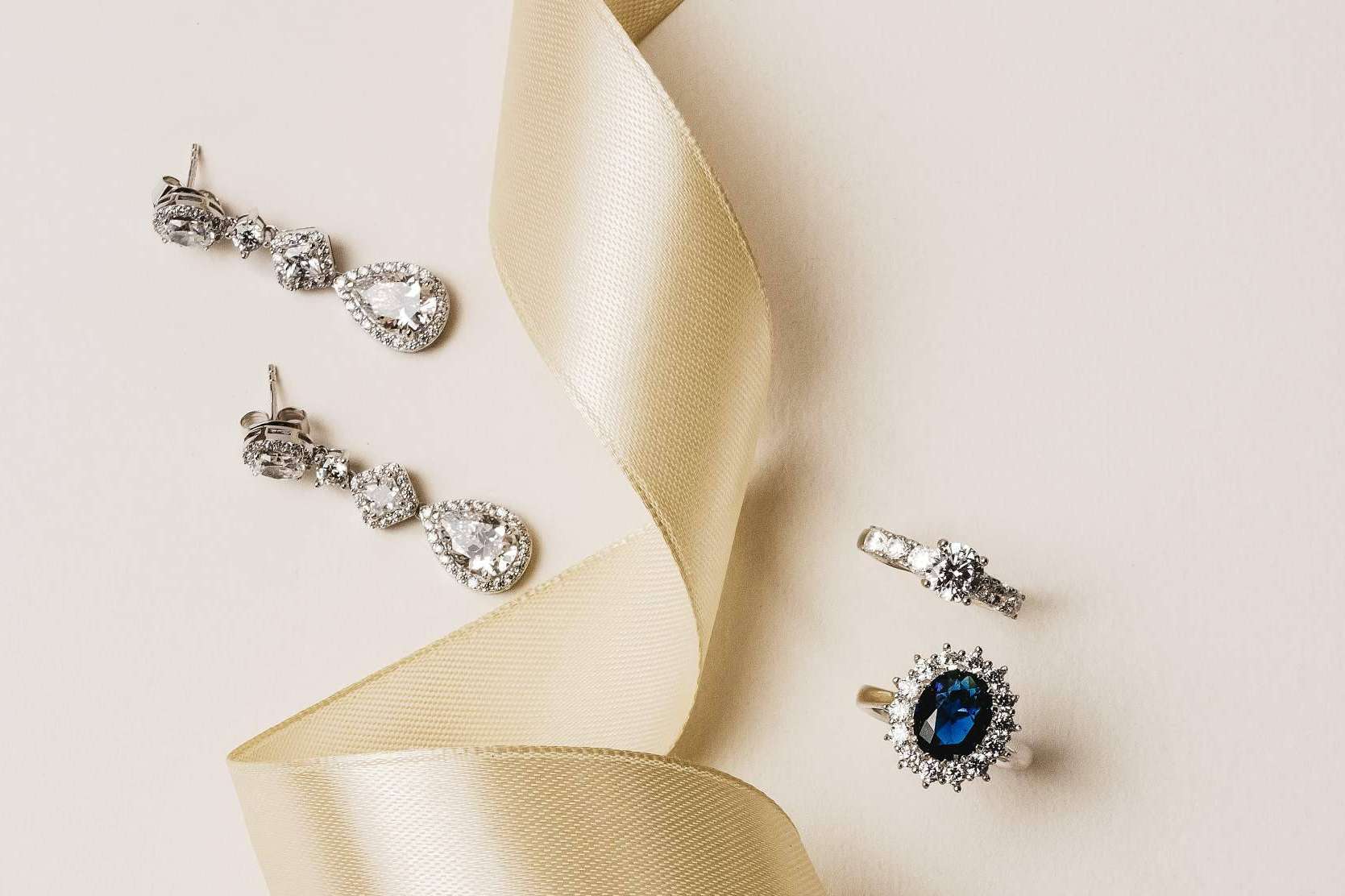 La colección Brilliant Cut de T-ADORO, que se inspira en los diamantes y el mundo de la alta joyería