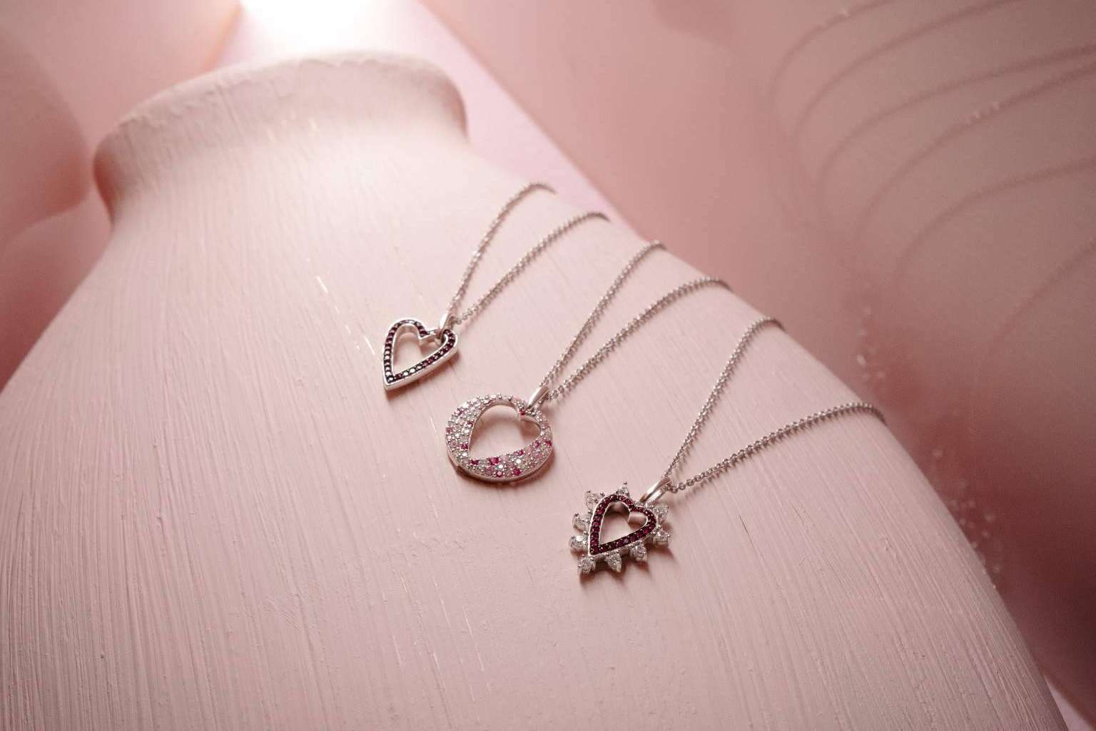 Qué joyas escoger para regalar en San Valentín