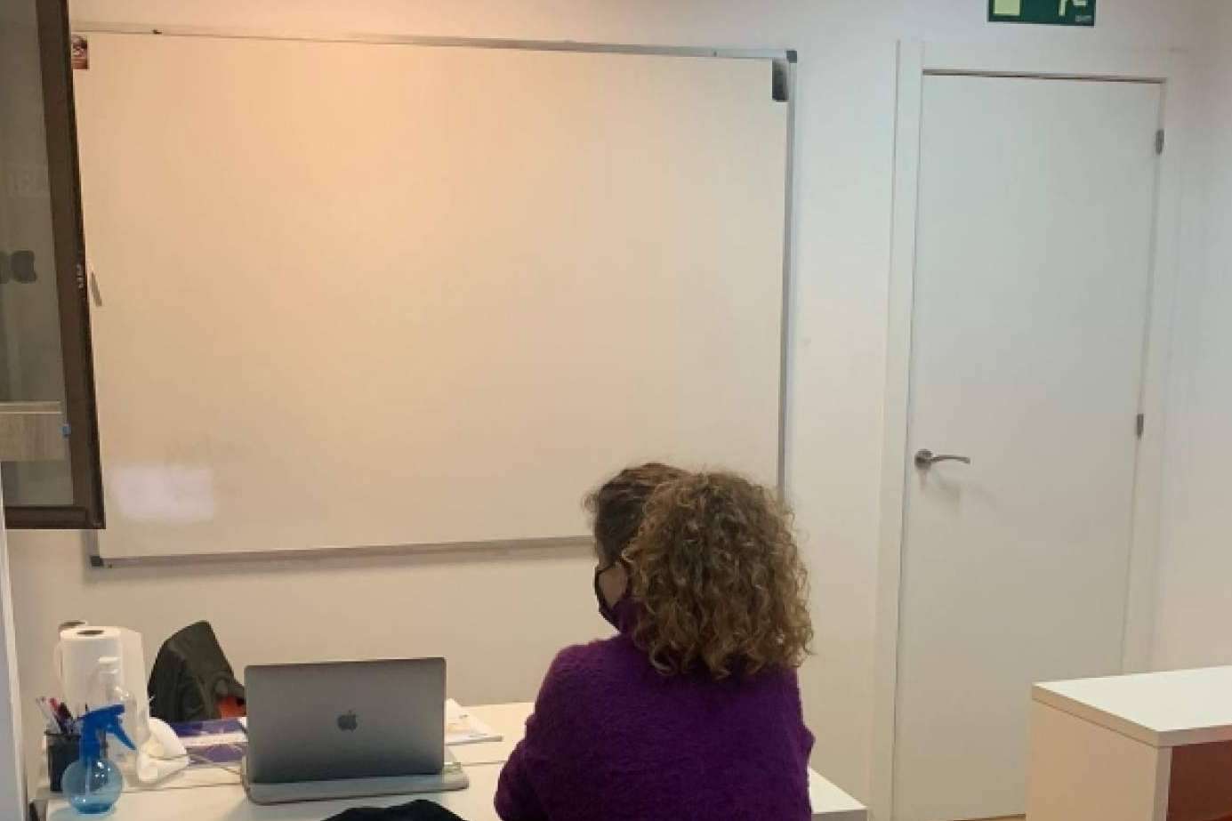 ¿Cómo conseguir el título oficial de inglés desde casa con LanguageCert?