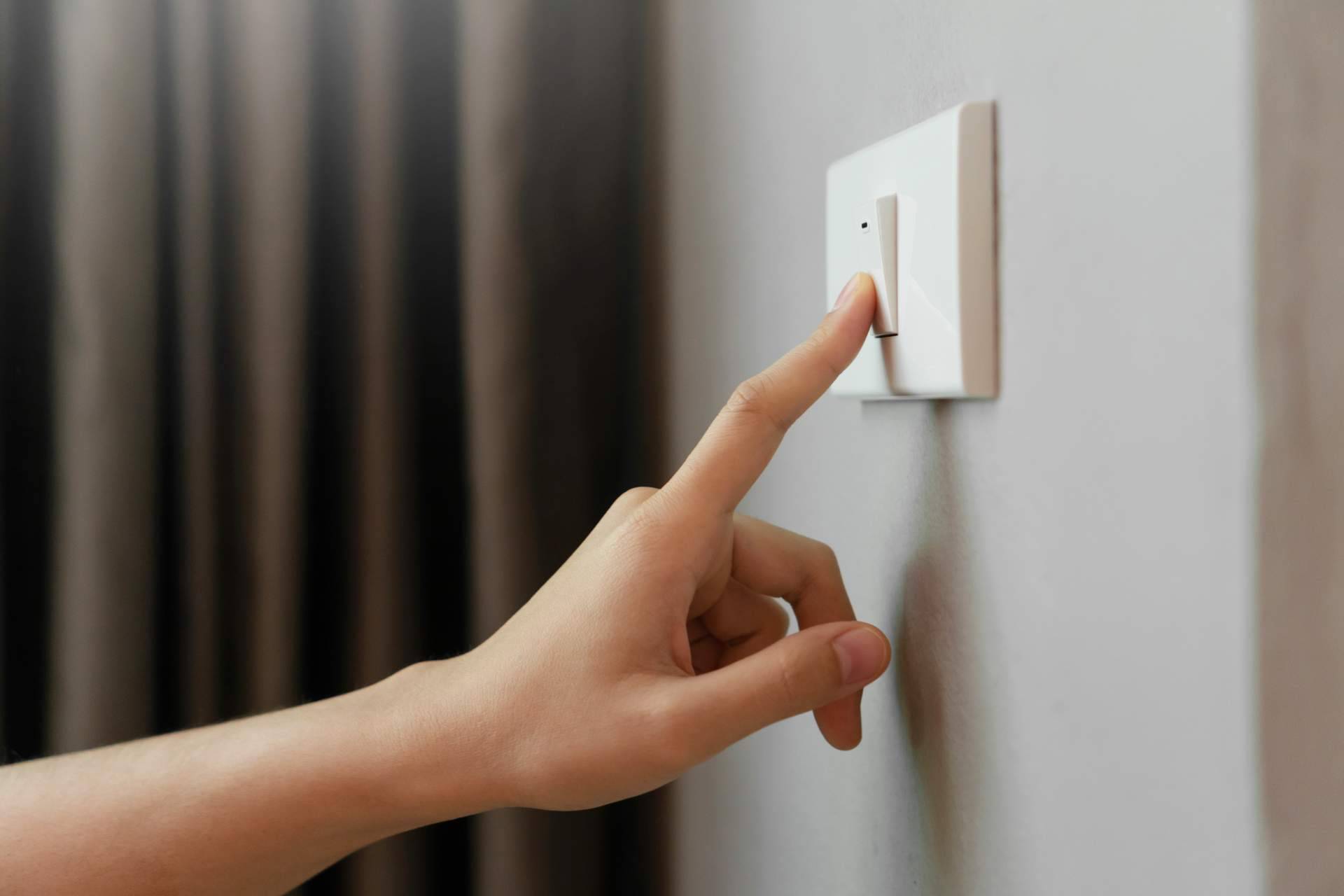 Ahorrar en la factura de la luz con un análisis gratuito del gasto