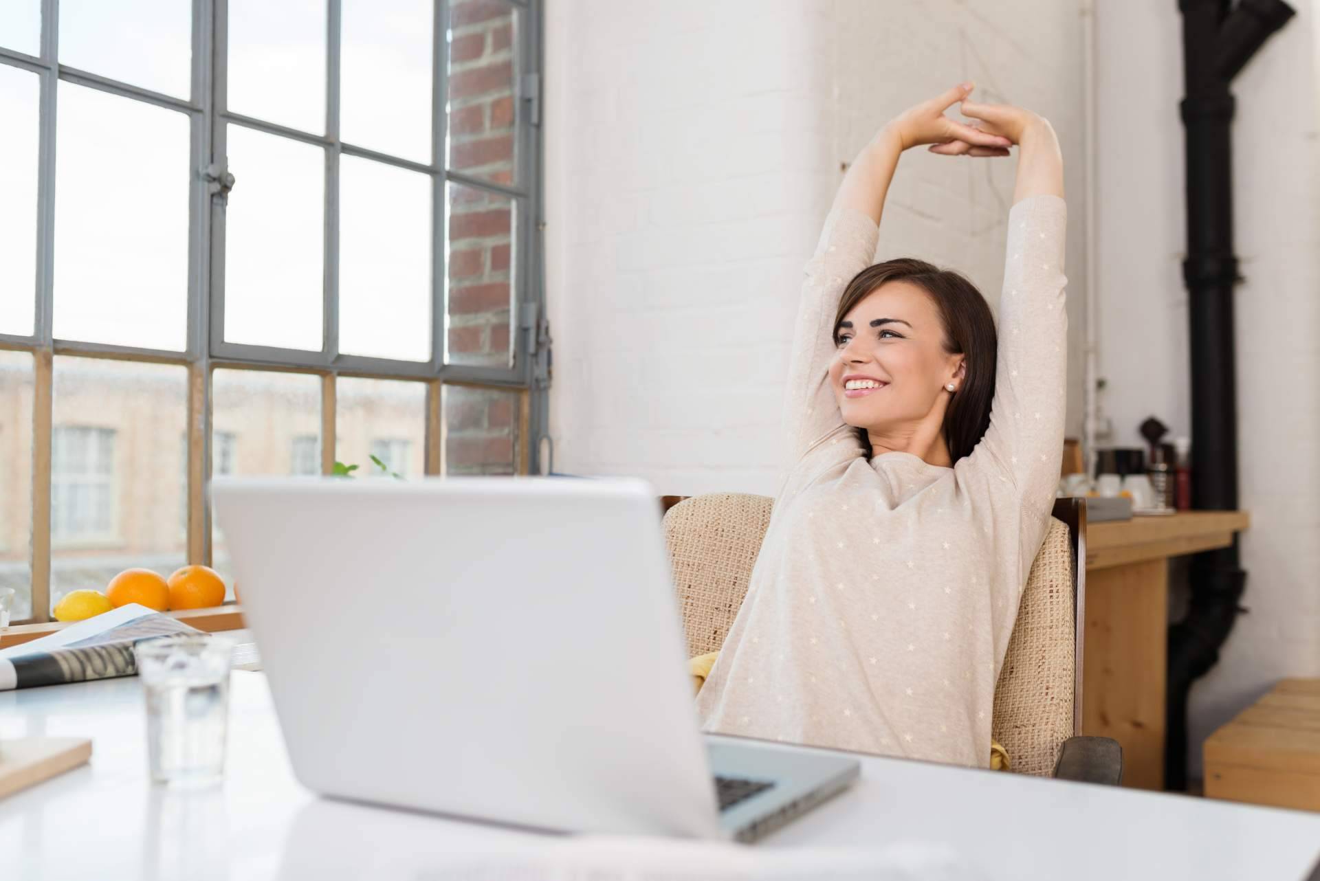 ¿Por qué es una gran decisión empresarial formar a los empleados con Excellent, In English?