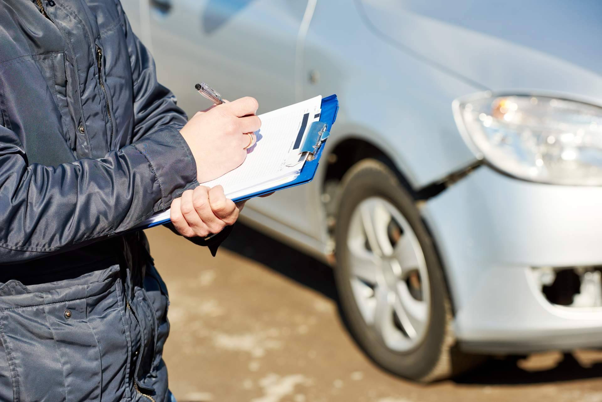 Tasación online inmediata de cualquier vehículo con Compramostusiniestro.es, un desguace en Murcia
