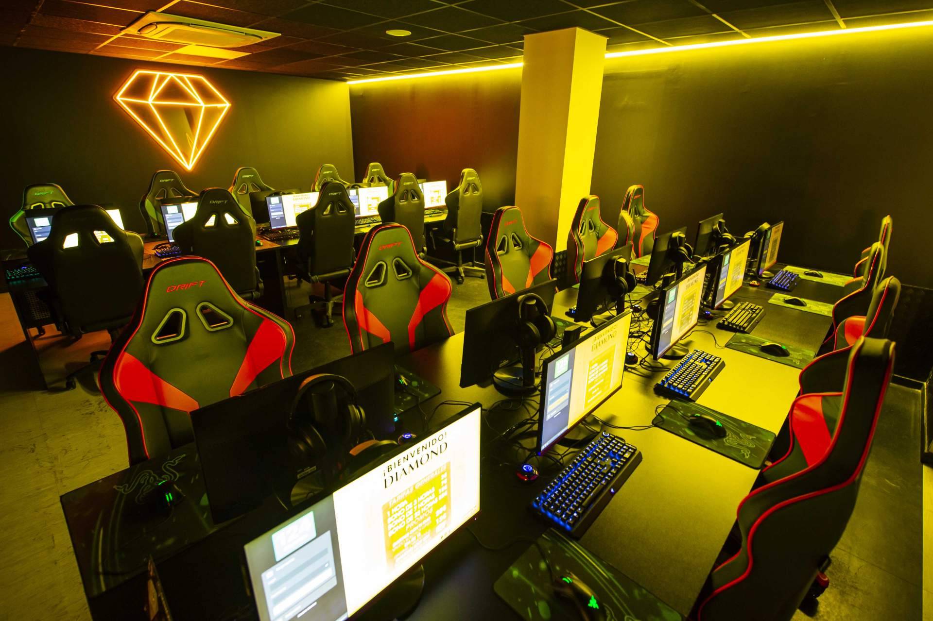 Propuestas lúdicas y profesionales en los nuevos centros de Esports de Diamond Esports Center