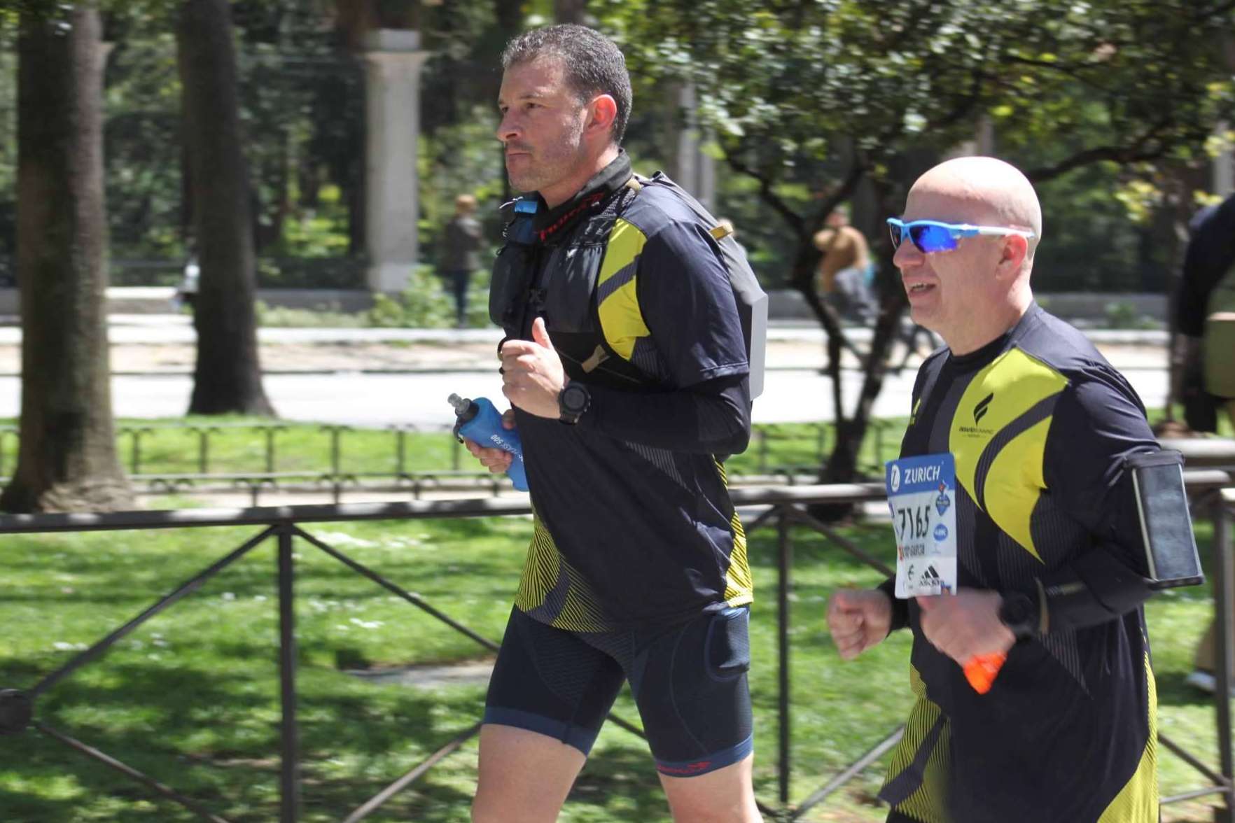 Ponerse en forma junto a corredores expertos de manera presencial o online, por la escuela Desafío Running Móstoles