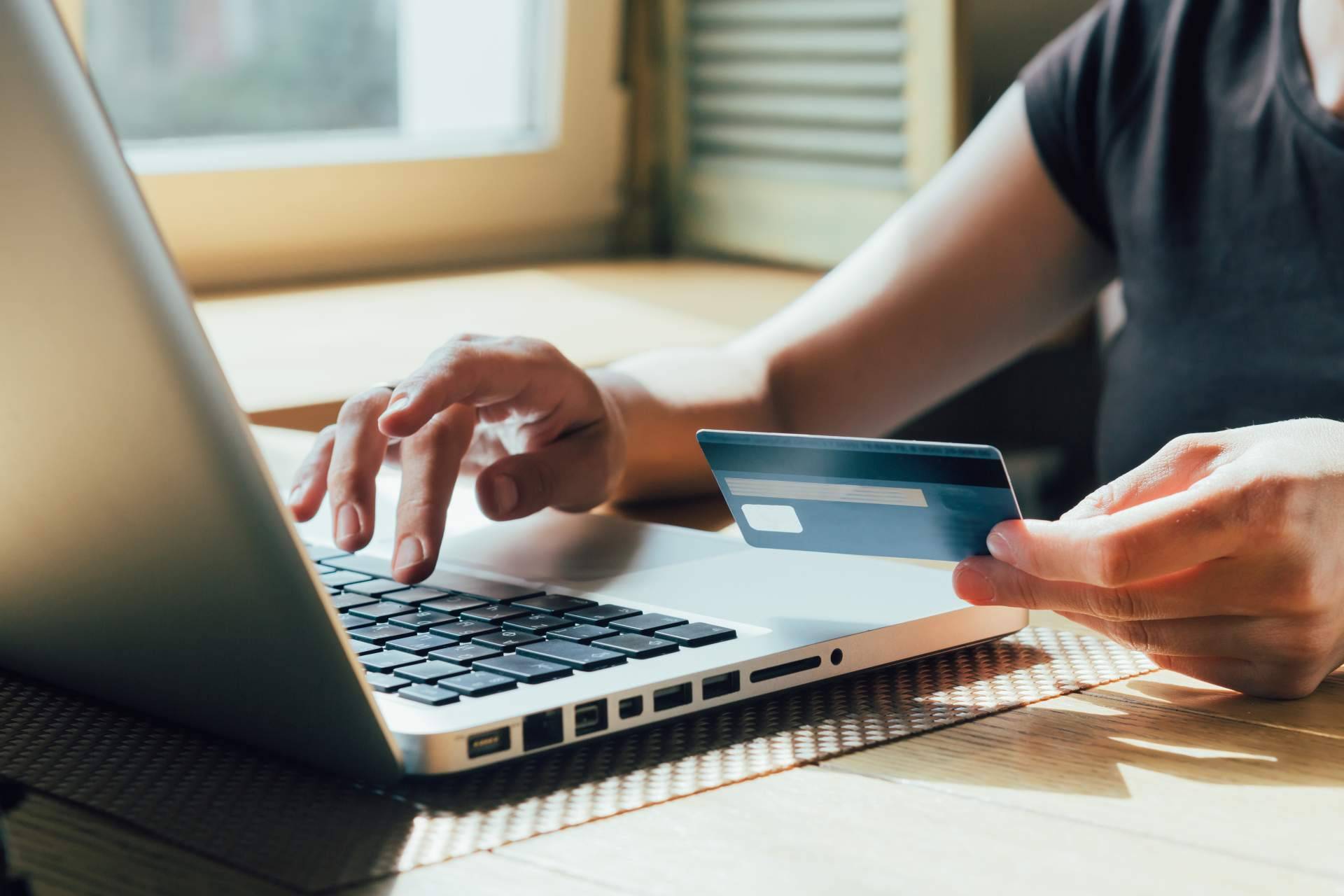 Devuelving es una franquicia de tiendas online desde casa