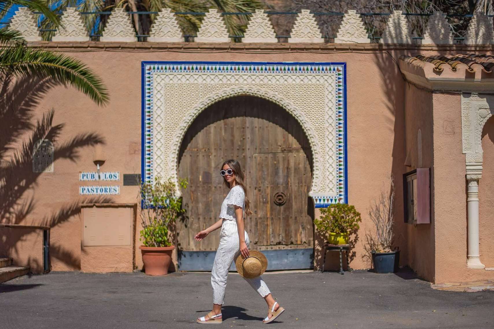 La marca PURAVIDA Shoes regala semillas con sus cómodas sandalias