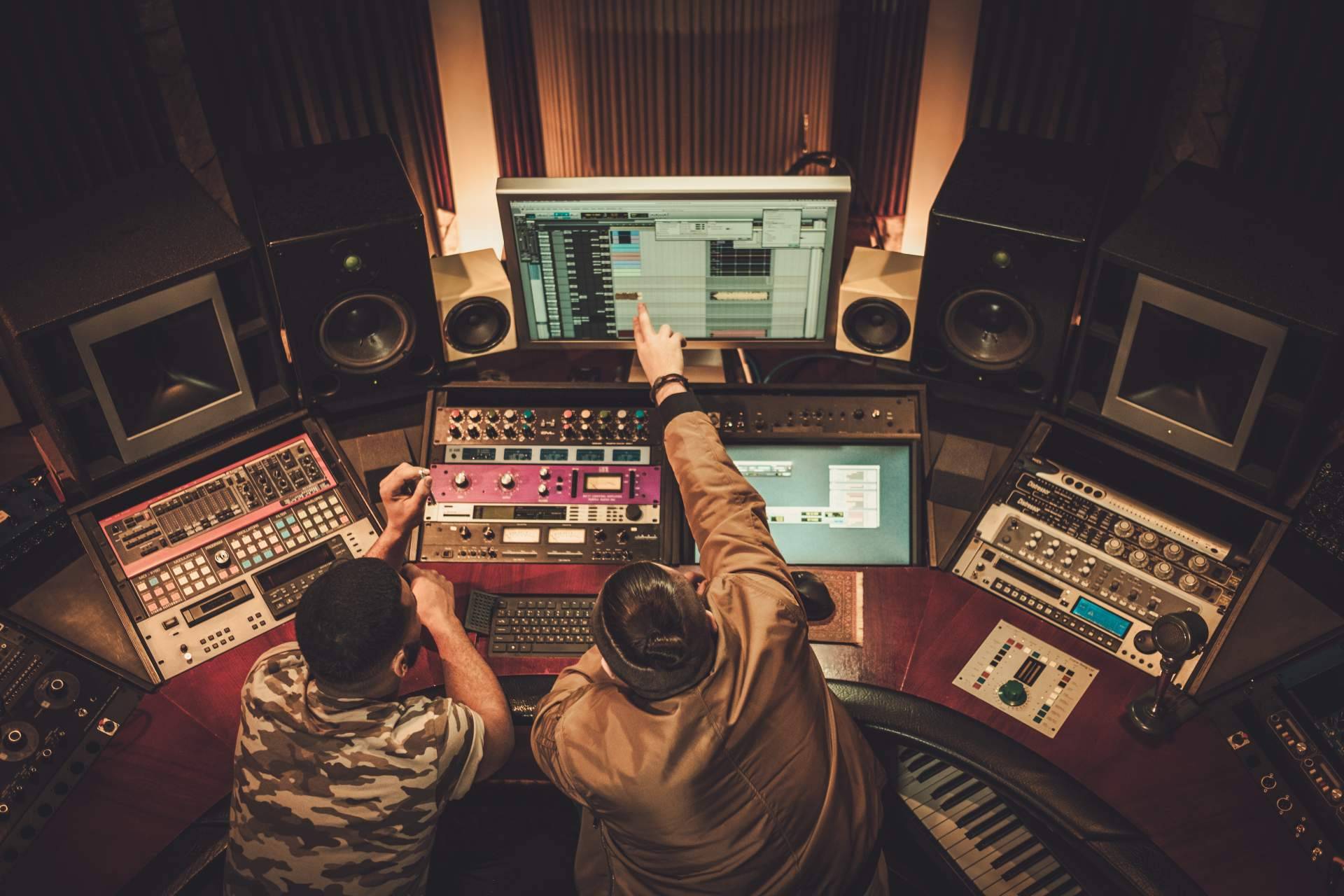 FeriaPixel es una Productora Audiovisual de Vídeos Corporativos, centrada en compañías en Chile