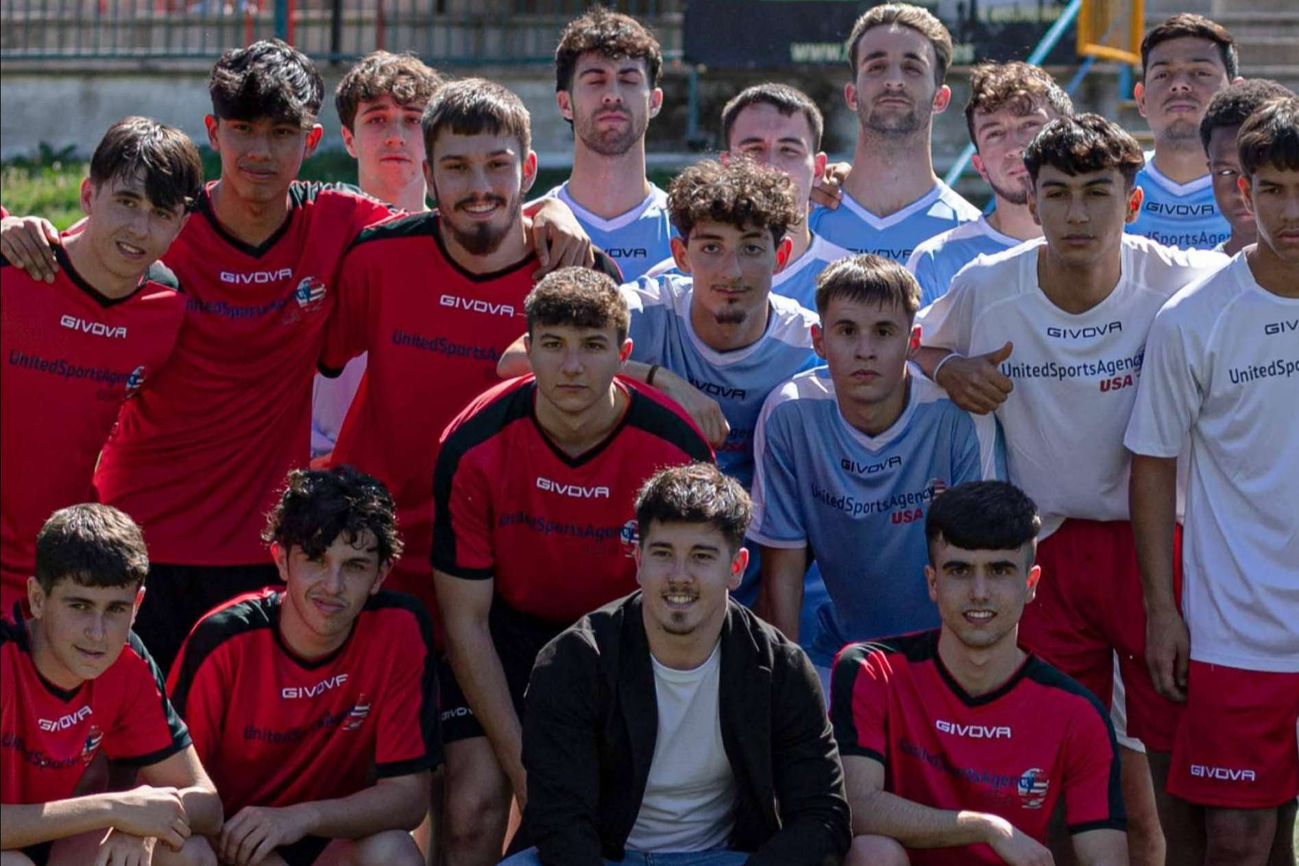 Los jóvenes españoles y fundadores de USAGENCY S.L que ayudan a que otros jóvenes consigan becas deportivas en Estados Unidos