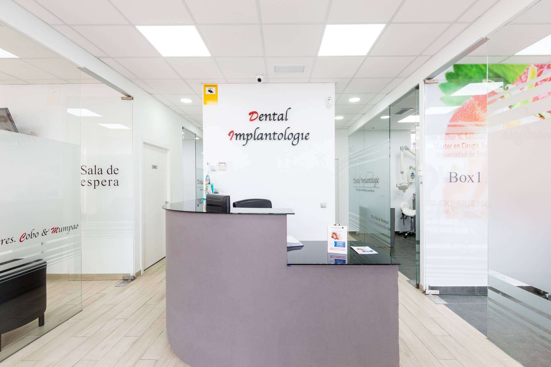 Tratamientos de ortodoncia invisible en Dental Implantologie
