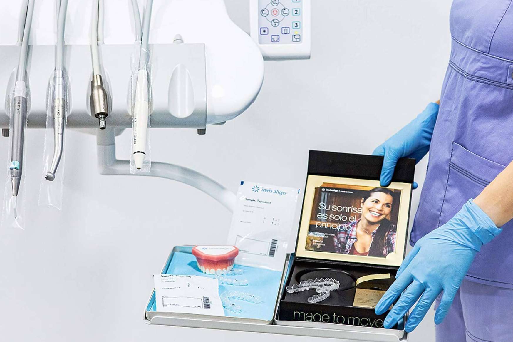 Clínica Dentinos ofrece tratamientos de ortodoncia invisible en Málaga