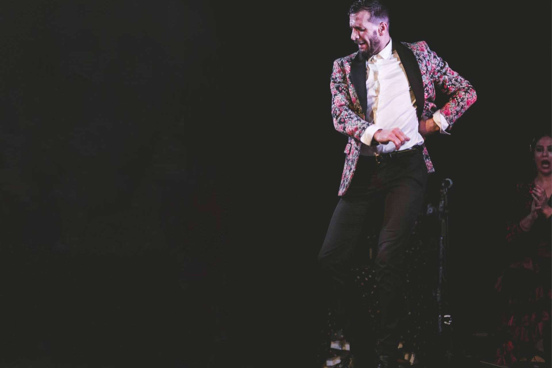 El arte flamenco se convierte en magia y emoción en el Tablao Flamenco Casa Ana, en pleno centro de Granada