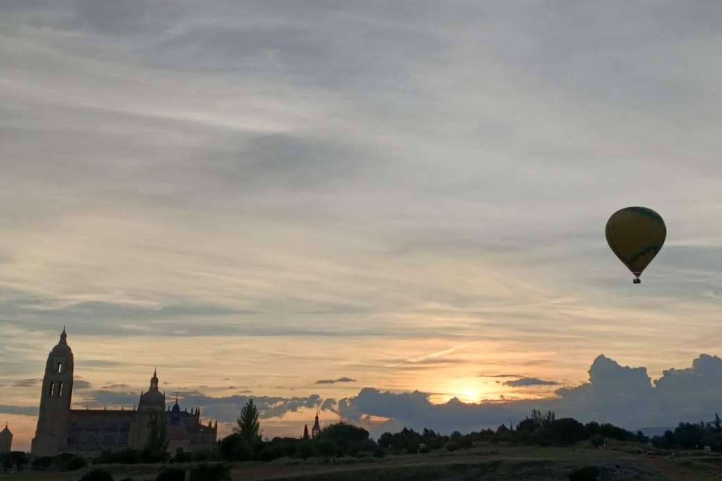 Una aventura de lo más especial montando en globo por Segovia