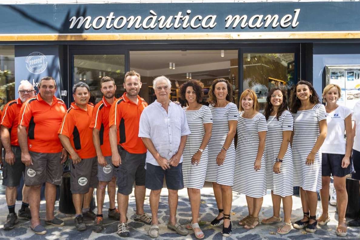 Productos y recambios originales para la reparación y el mantenimiento de embarcaciones y sus motores, por Motonàutica Manel
