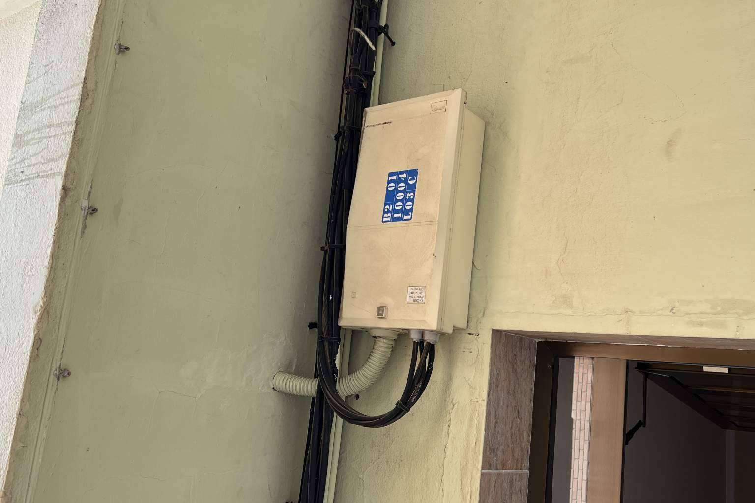 Antenistas formados como instaladores electricistas forman la plantilla de Savelec