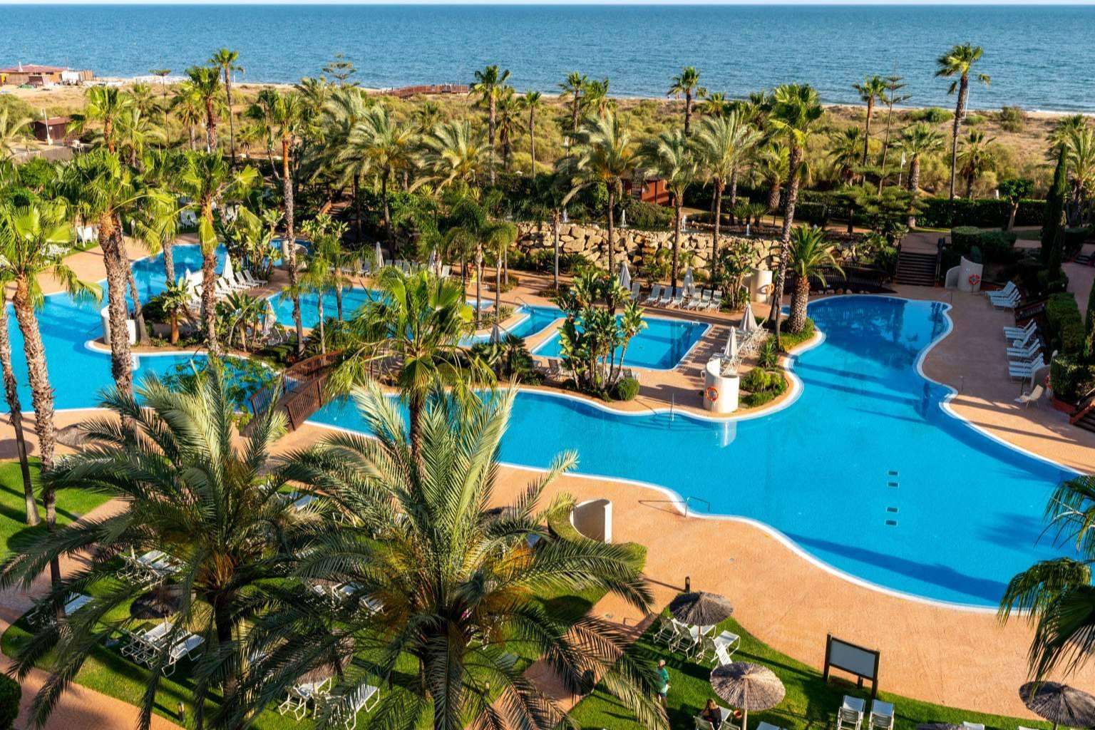 Puerto Antilla Grand Hotel es un hotel perfecto para este verano
