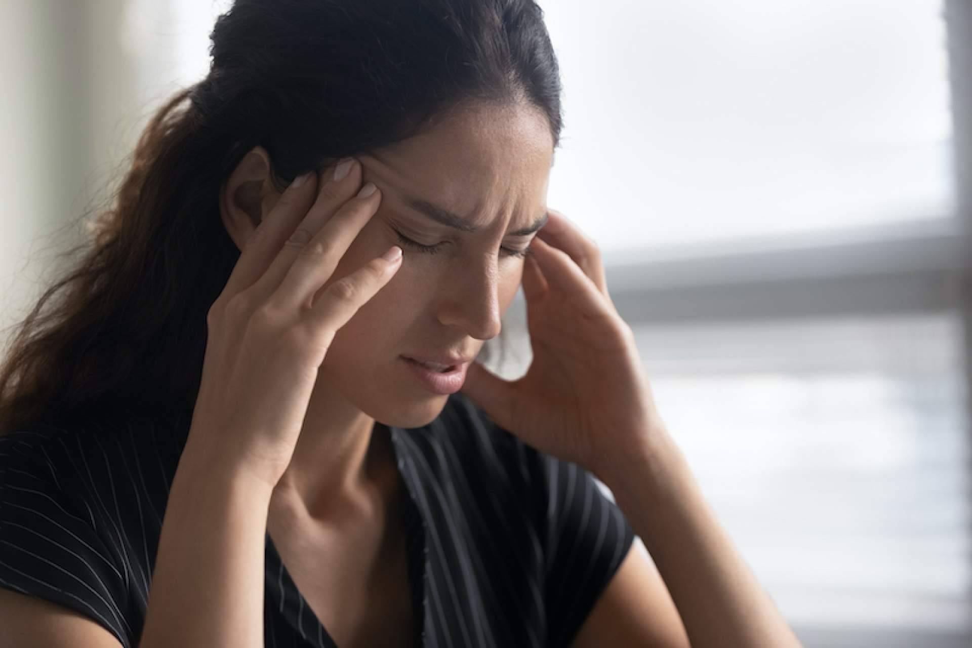 ¿Cómo pueden ayudar los familiares y amigos a una persona con ansiedad?