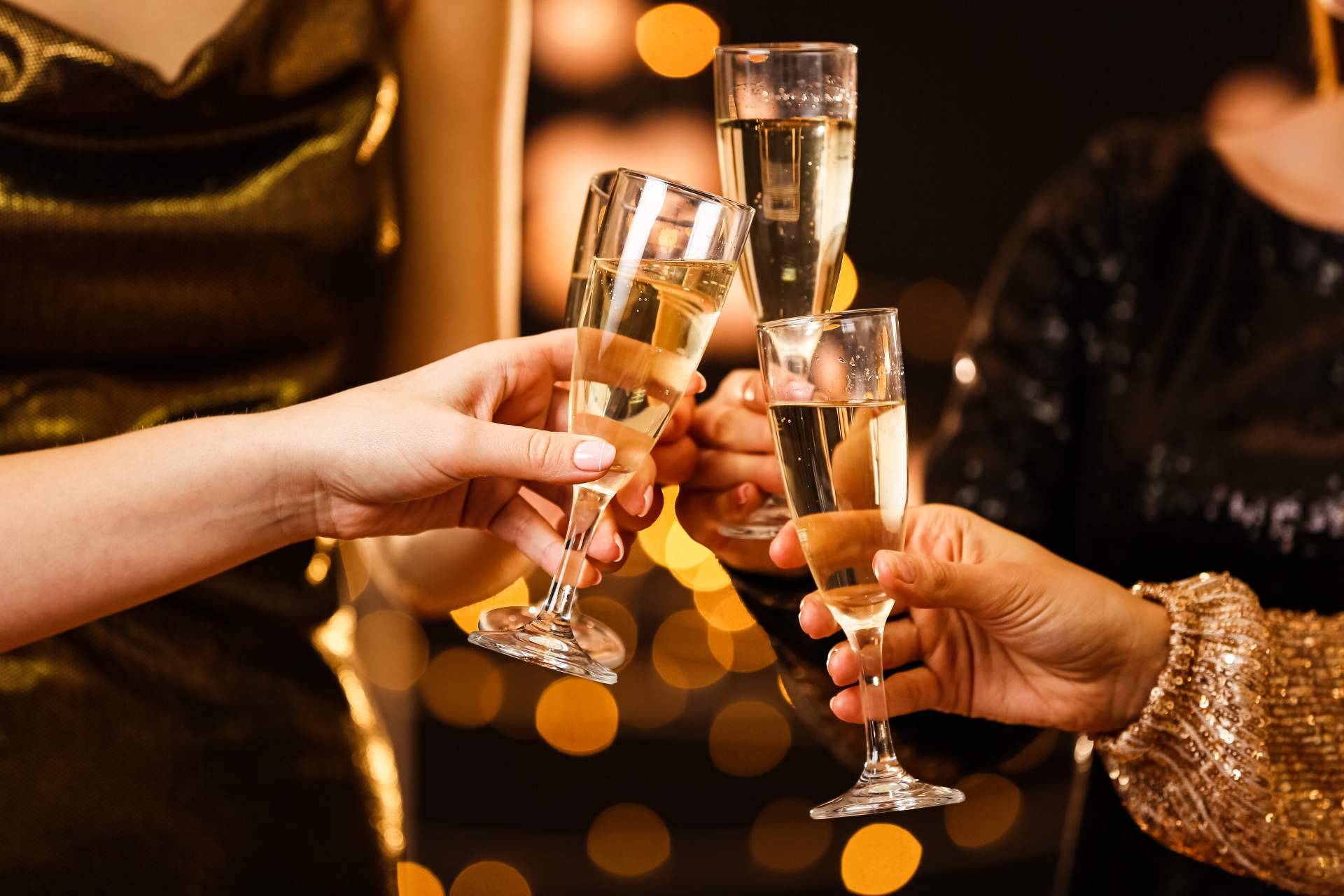 ¿Qué diferencias hay entre el champagne francés y el cava?, por La Tintorería Vinoteca