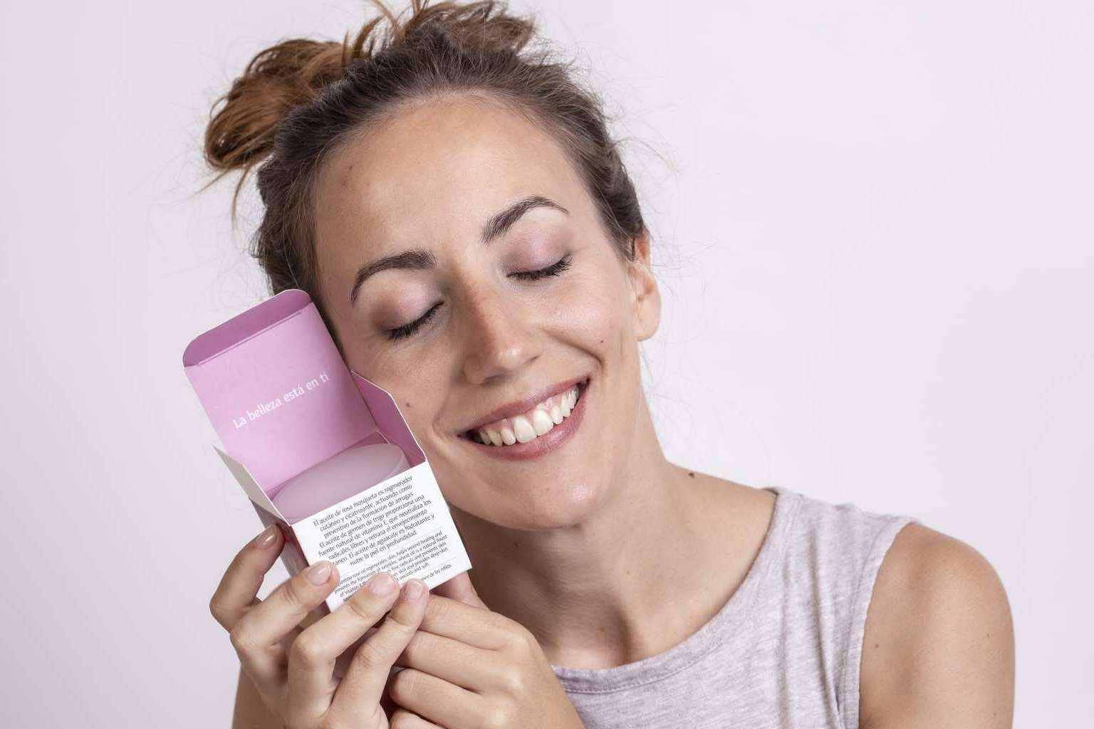 Rosa mosqueta, el aceite que no puede faltar en el cuidado de la piel