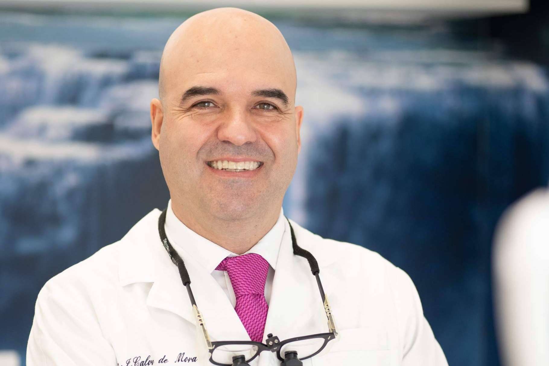 Clínica Calvo de Mora, una clínica especializada en servicios odontológicos y cirugía maxilofacial