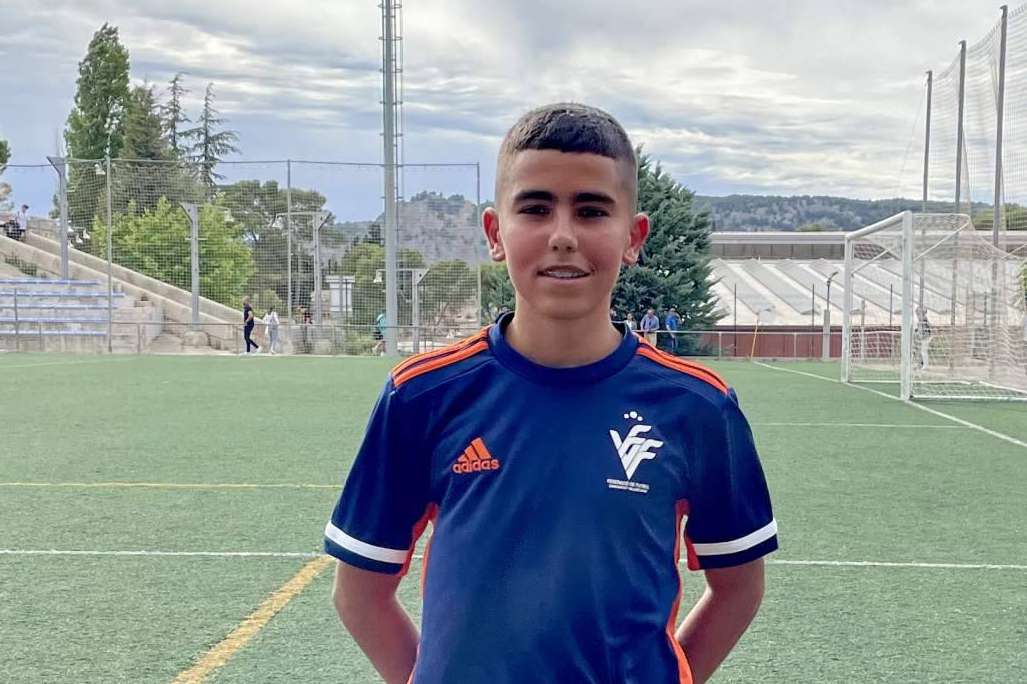 Roi Lopez 10, el futbolista de 14 años
