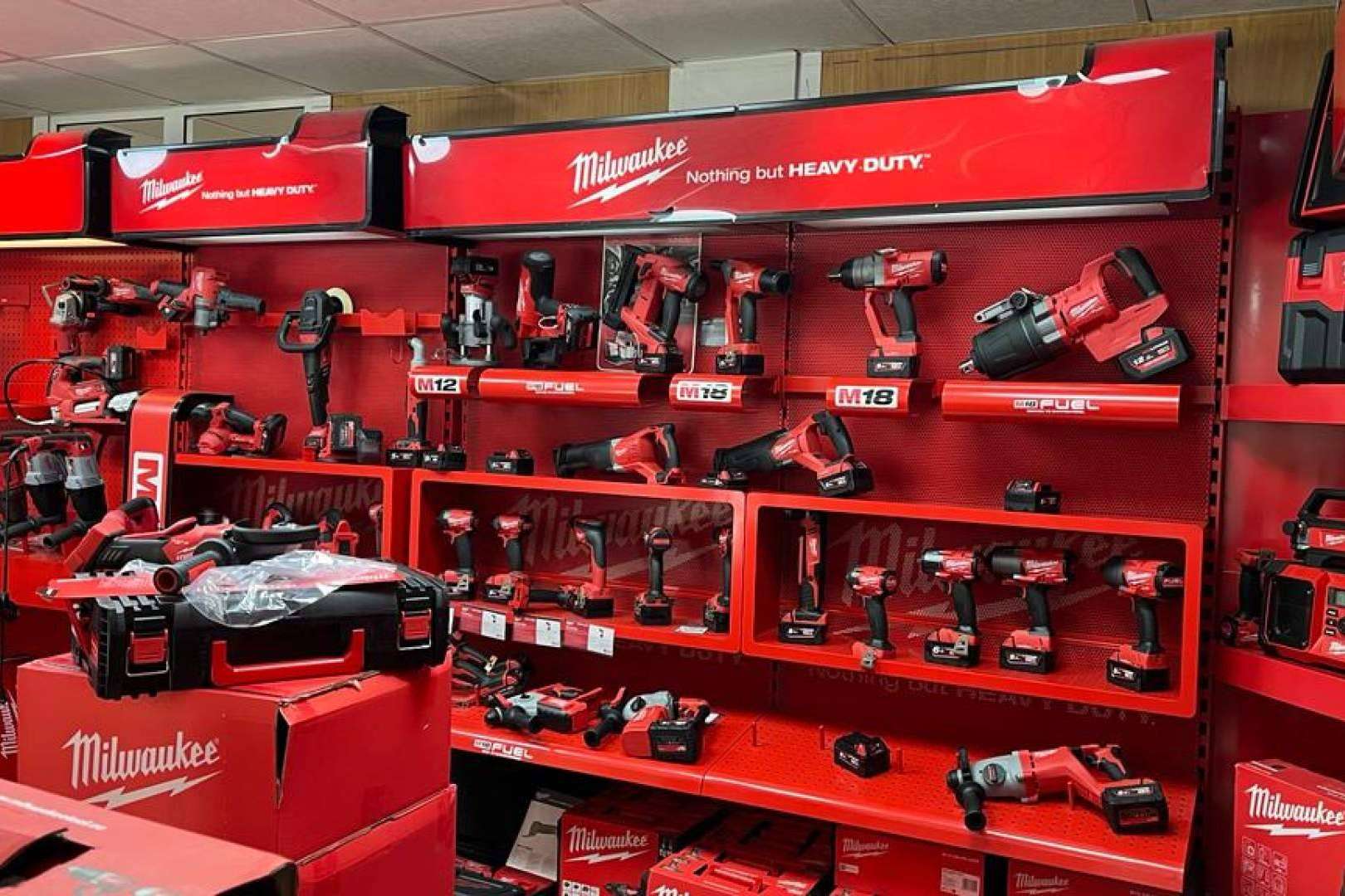 Eny.es ofrece los productos de Milwaukee, la marca líder en taladros percutores