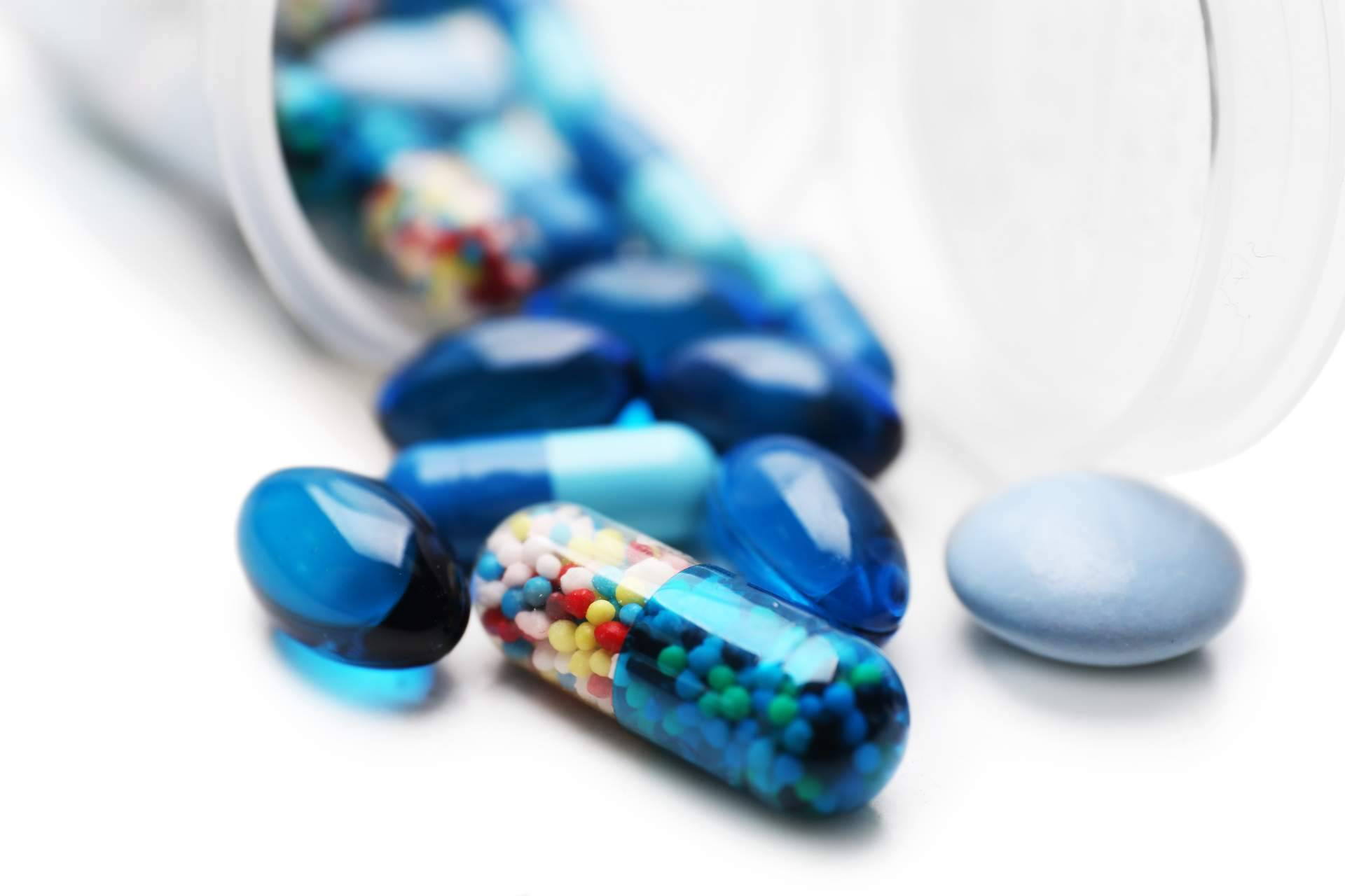 ¿Cómo tomar el Ciprofloxacino y cuáles son sus efectos adversos de este antibiótico?