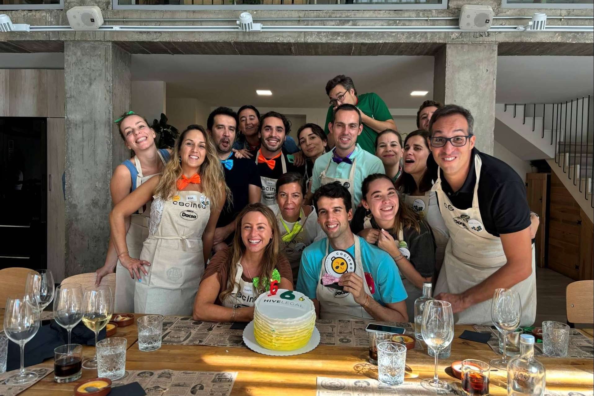 Organizar actividades de team building de cocina para empresas en Cocinea