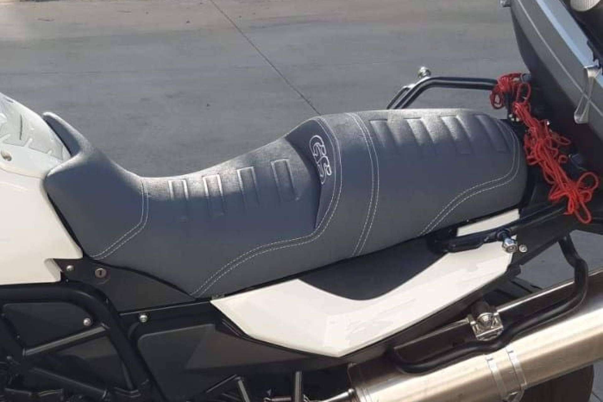 Disponibilidad de fundas para asiento de moto personalizadas en JM Fundas