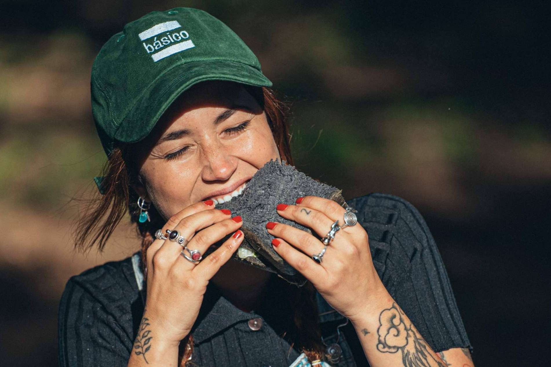 La llegada a Madrid de Básico con sus originales sándwiches a domicilio